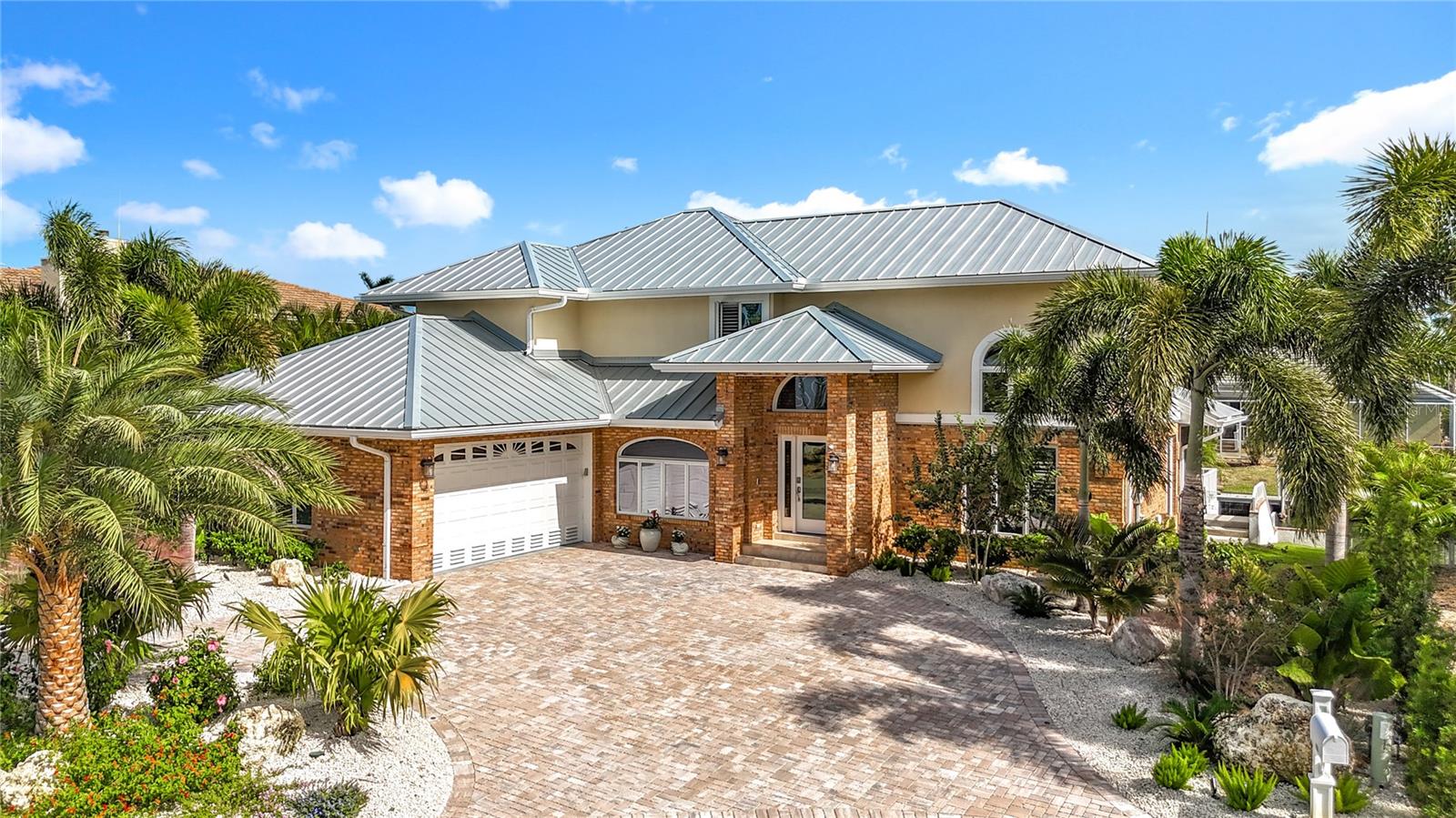 NORTH POINT HARBOUR UNIT TWO - Residential