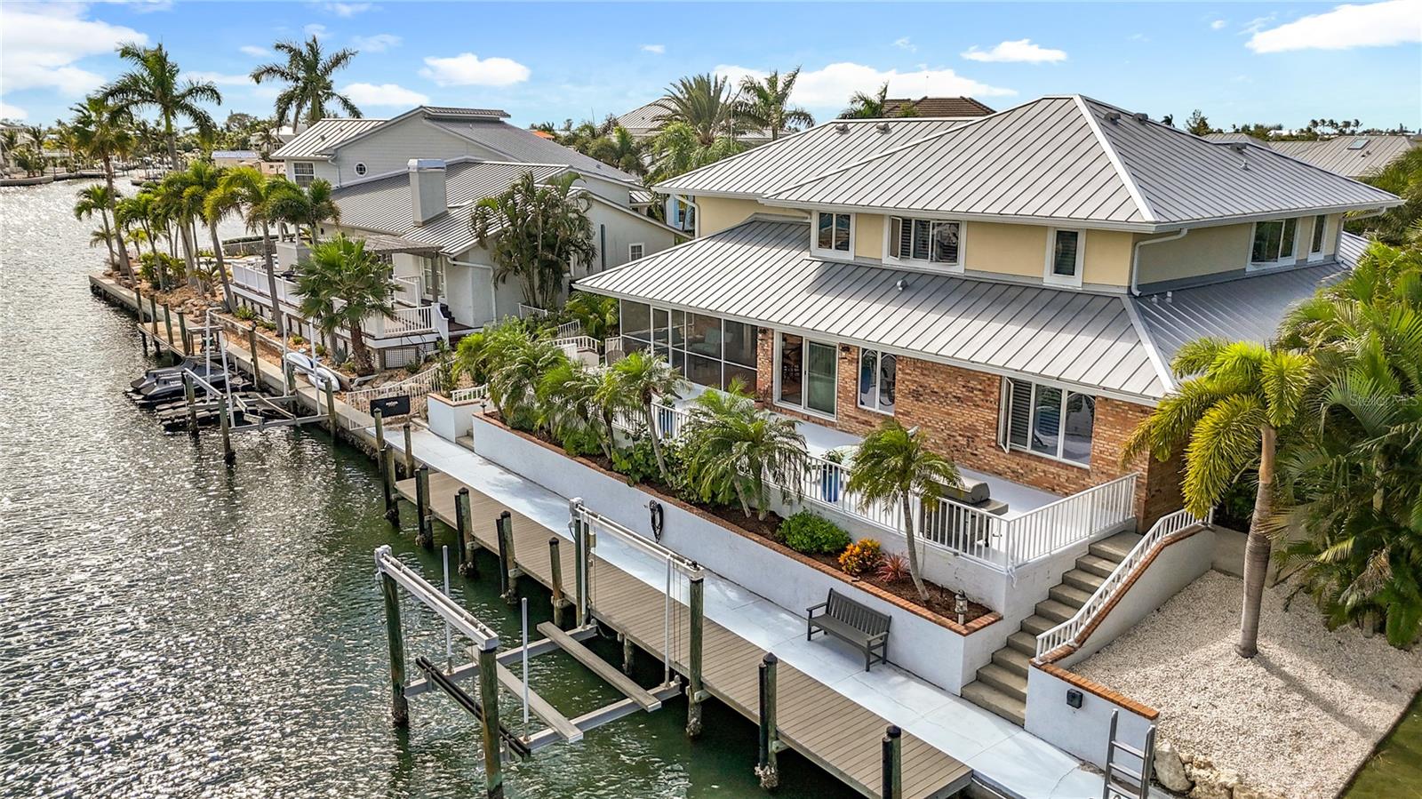 NORTH POINT HARBOUR UNIT TWO - Residential