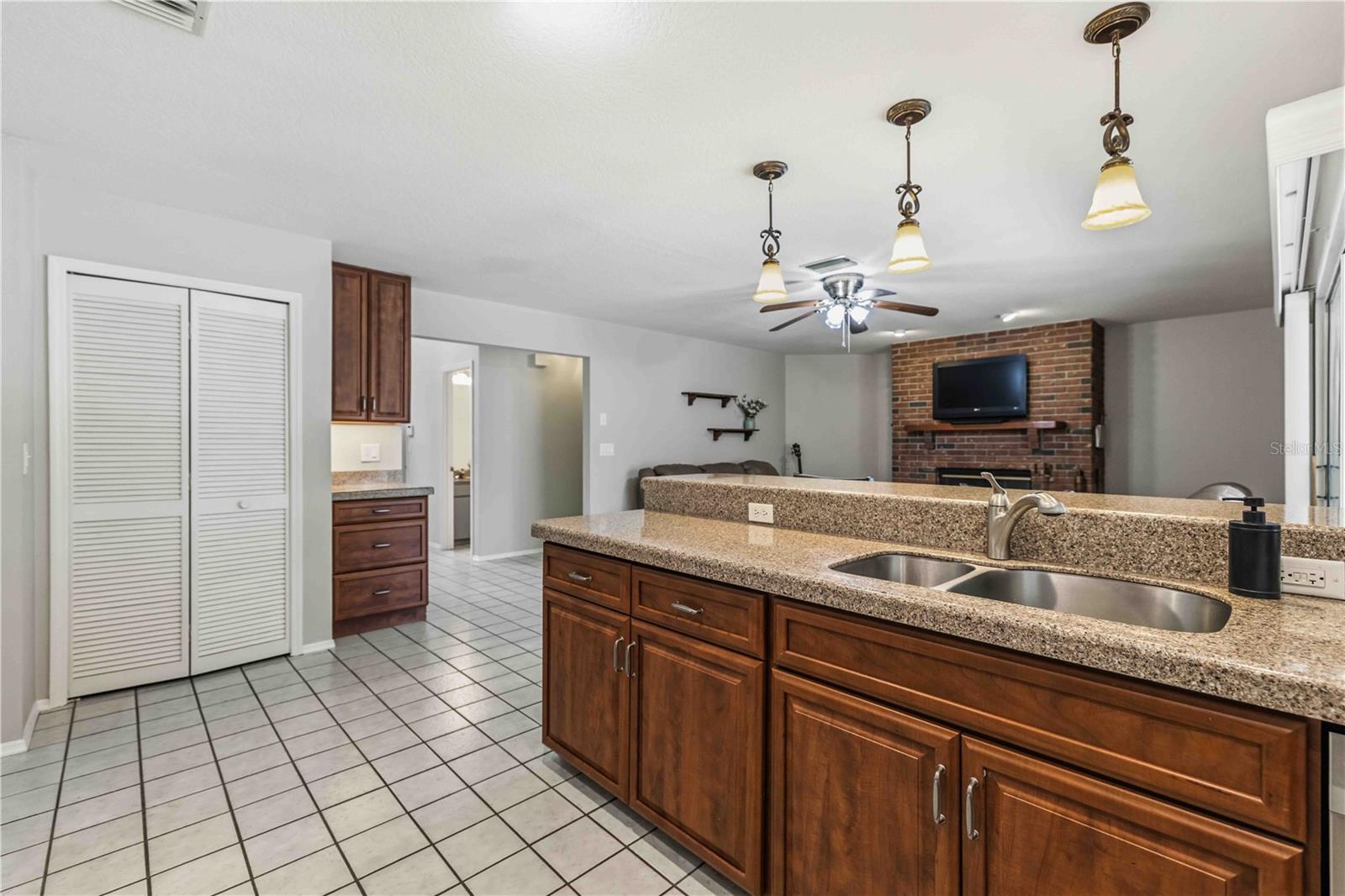 BRADEN WOODS - Residential