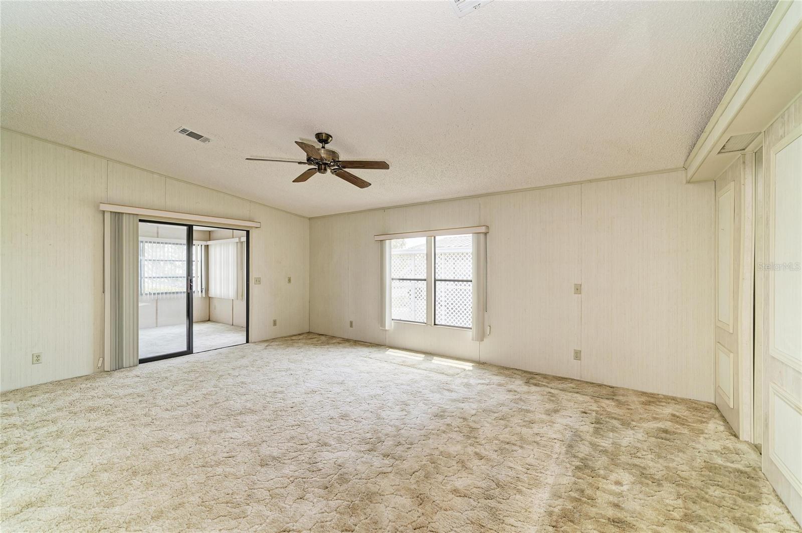 SHADOW BROOK MOBILE HOME UNIT 3A - Residential