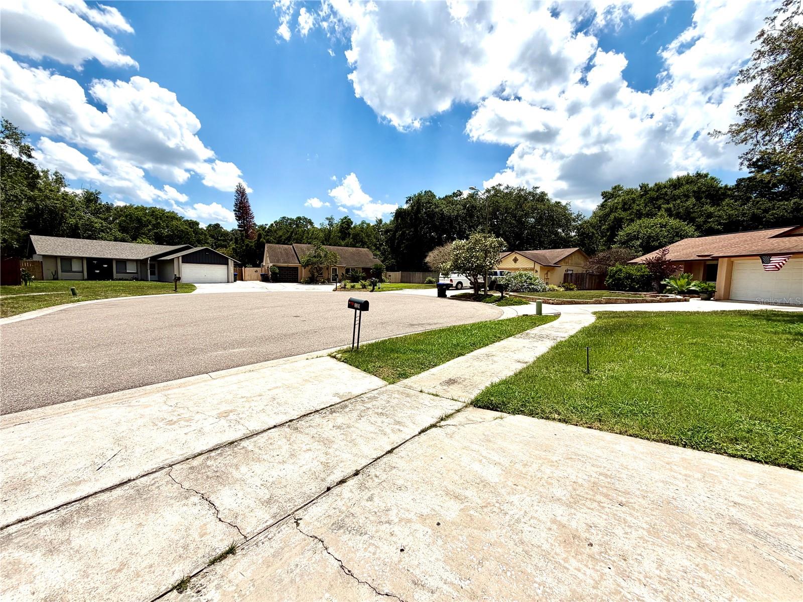 RIVERSIDE WOODS - Residential