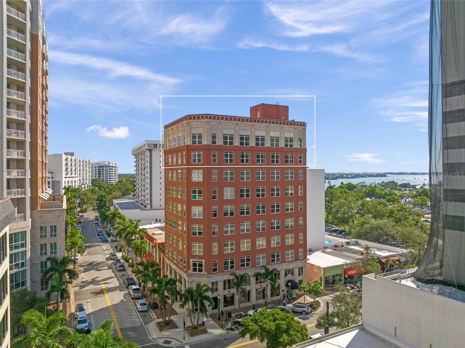 ORANGE BLOSSOM TOWER - Residential