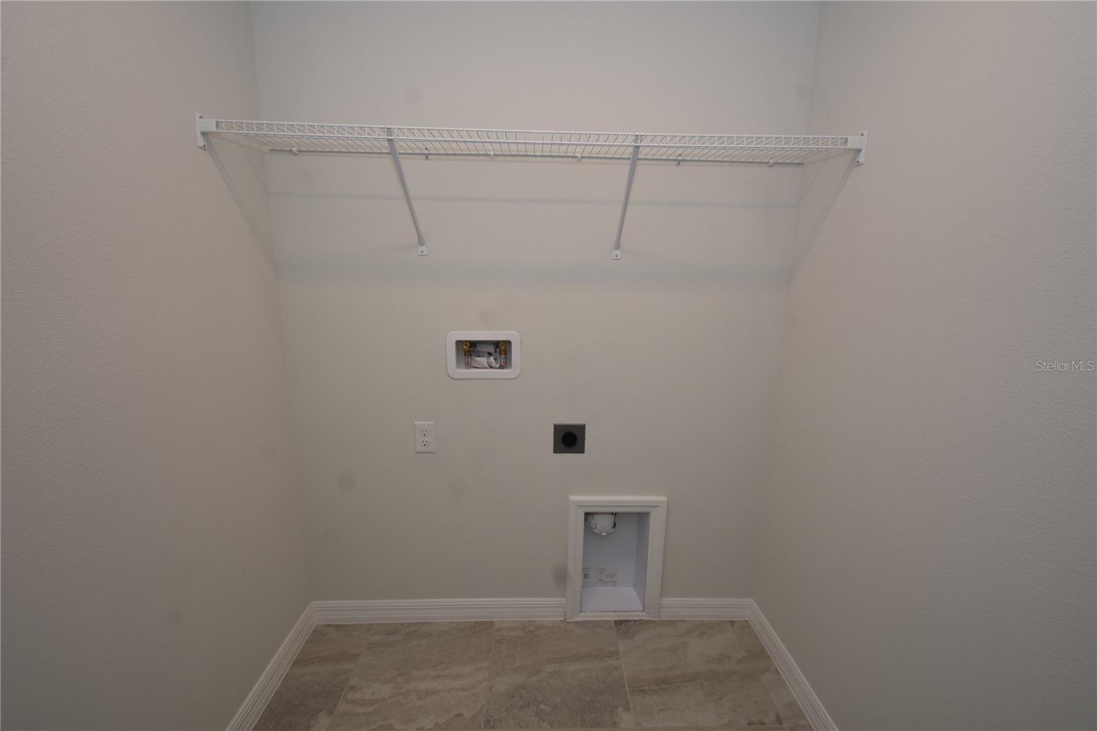 INDIAN TRAILS - Residential Lease