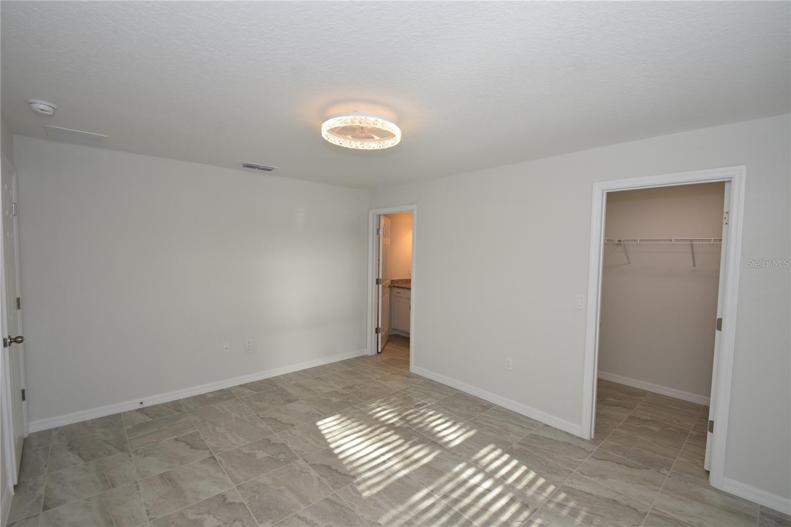 INDIAN TRAILS - Residential Lease