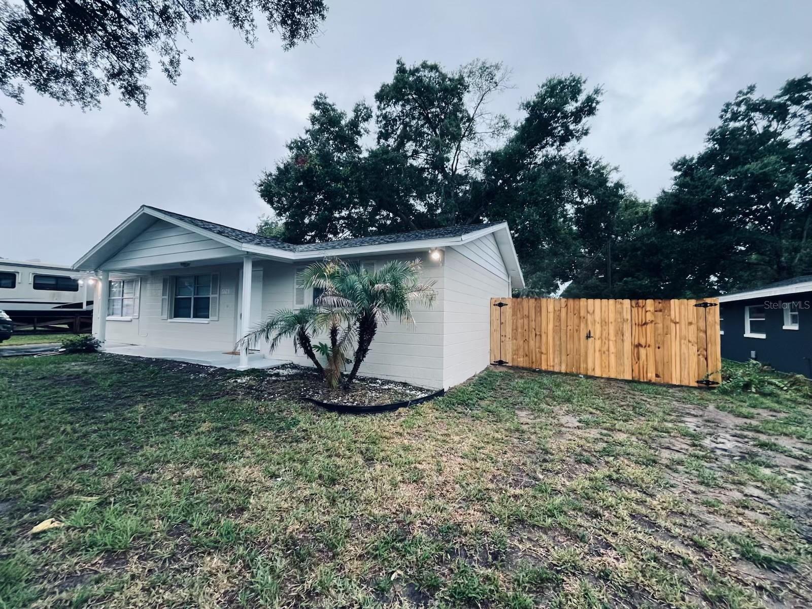 ZEPHYR HEIGHTS 1ST ADD - Residential Lease