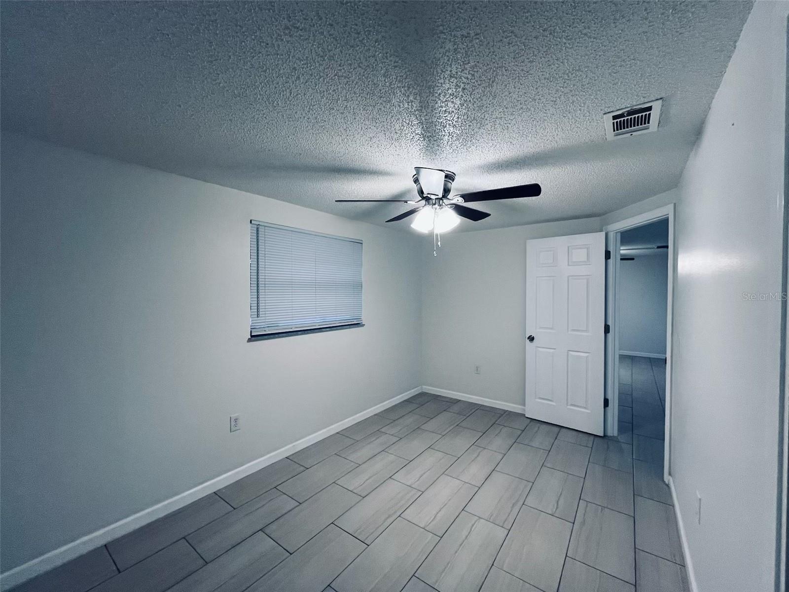 ZEPHYR HEIGHTS 1ST ADD - Residential Lease