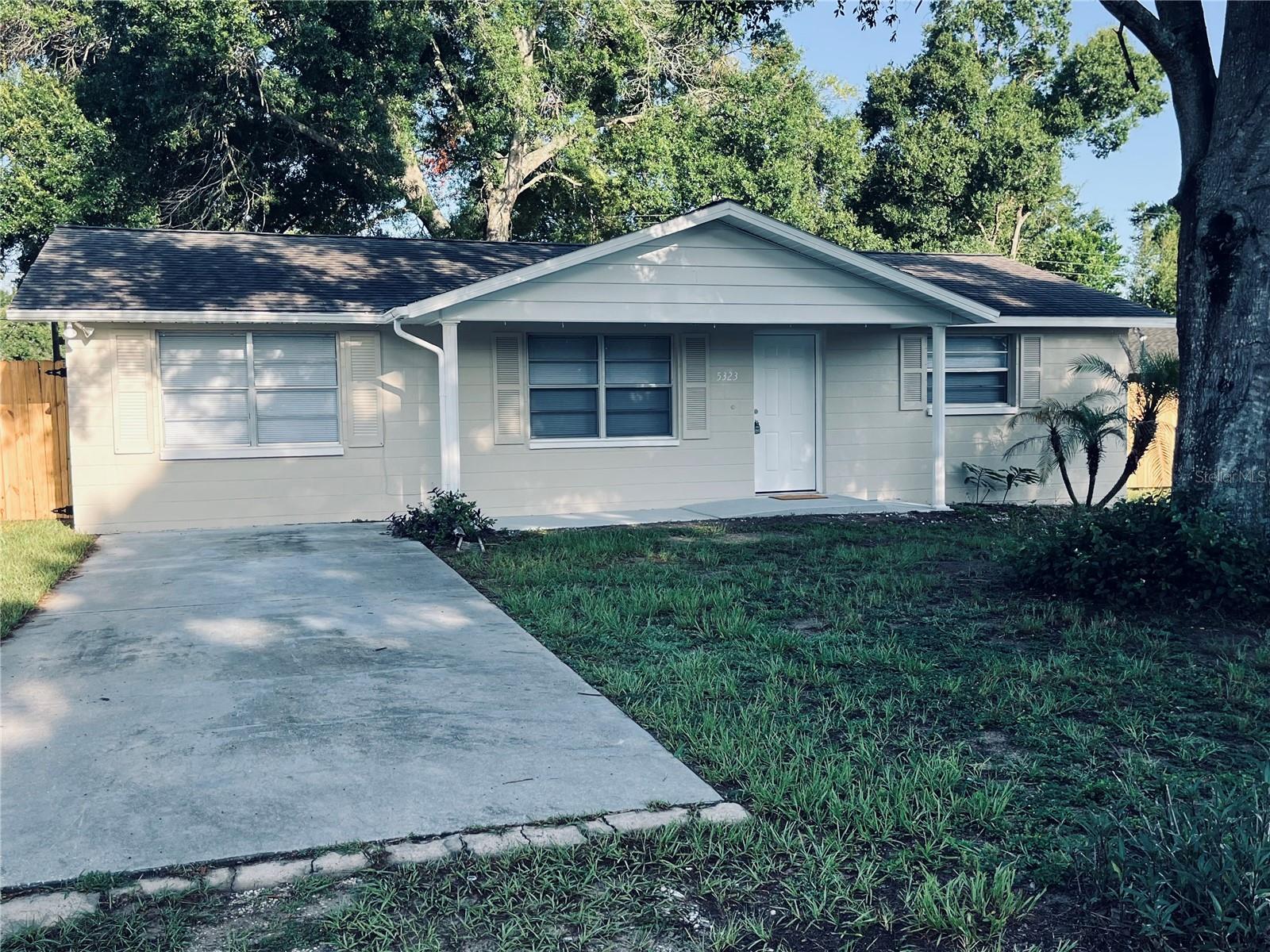 ZEPHYR HEIGHTS 1ST ADD - Residential Lease