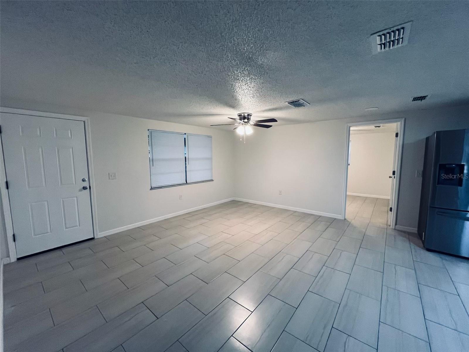ZEPHYR HEIGHTS 1ST ADD - Residential Lease