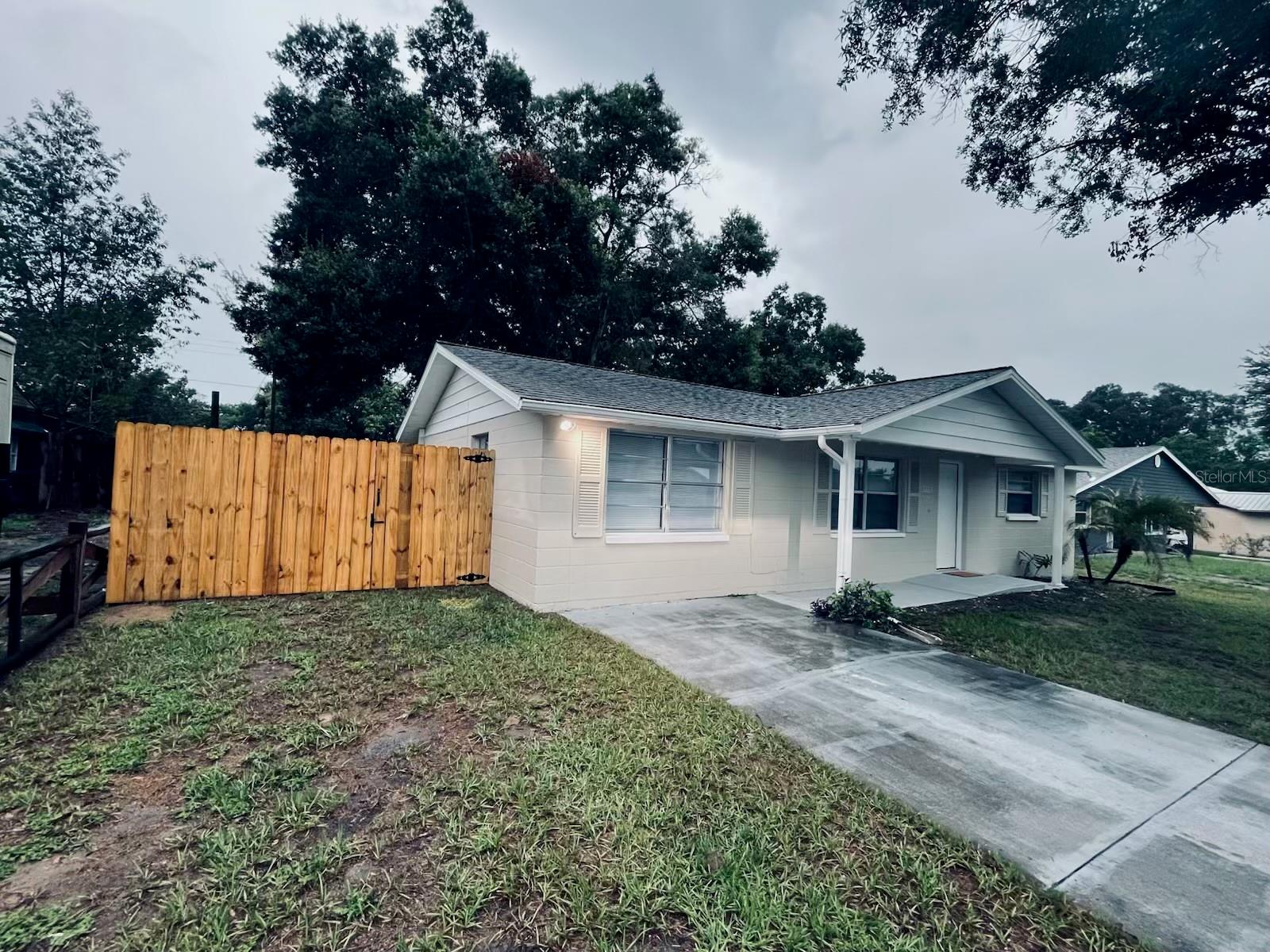 ZEPHYR HEIGHTS 1ST ADD - Residential Lease