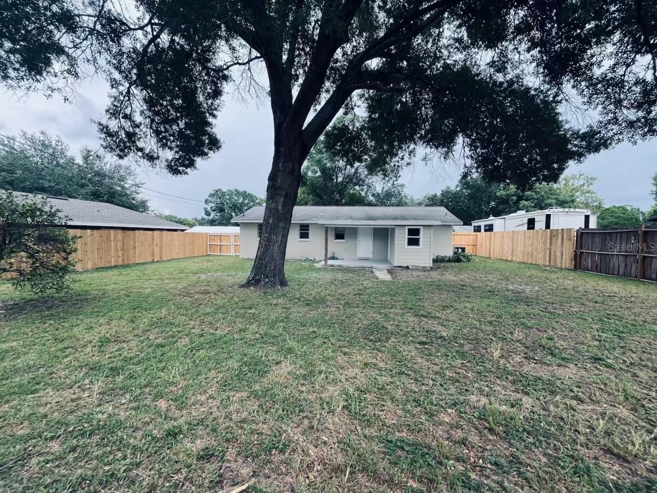 ZEPHYR HEIGHTS 1ST ADD - Residential Lease