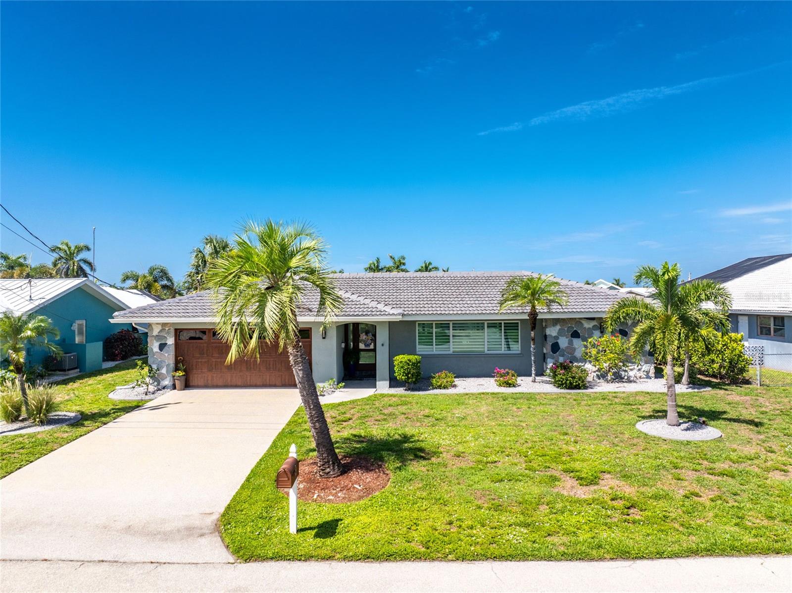 PUNTA GORDA ISLES SEC 05 - Residential