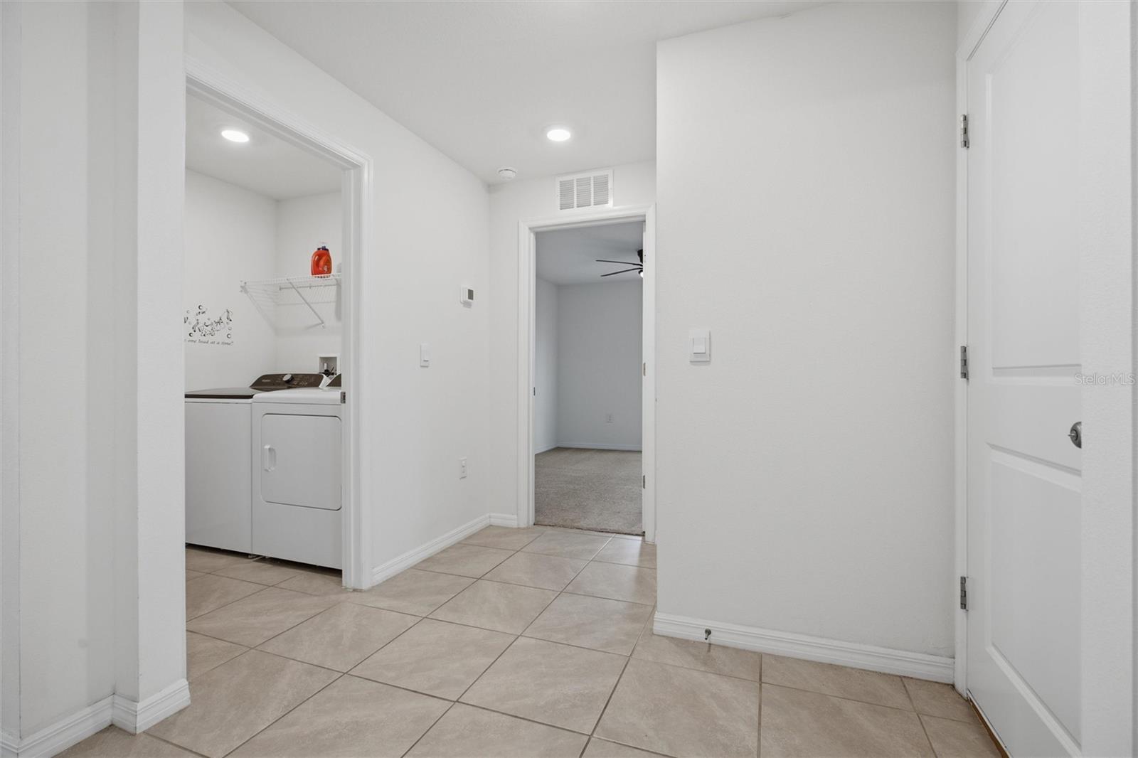 SPRING HILL - Residential Lease