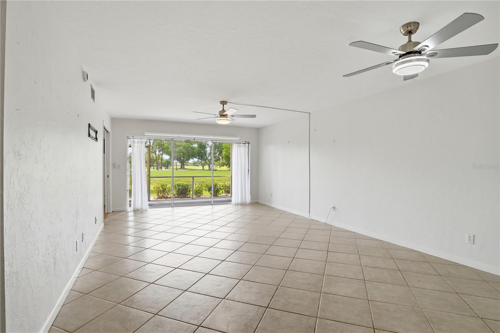 PALM-AIRE AT SARASOTA 8-B - Residential