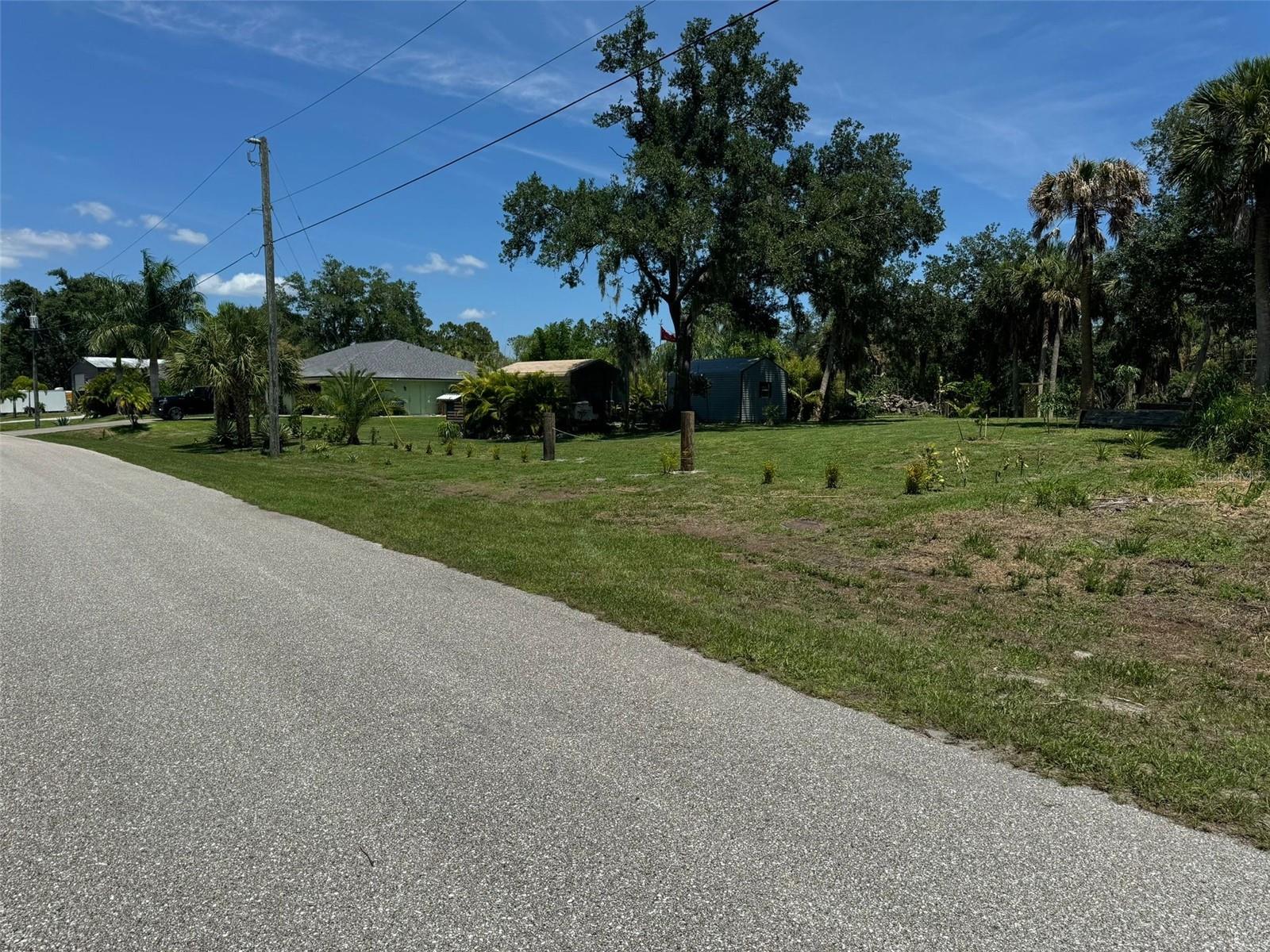 PORT CHARLOTTE SUB 33 - Land
