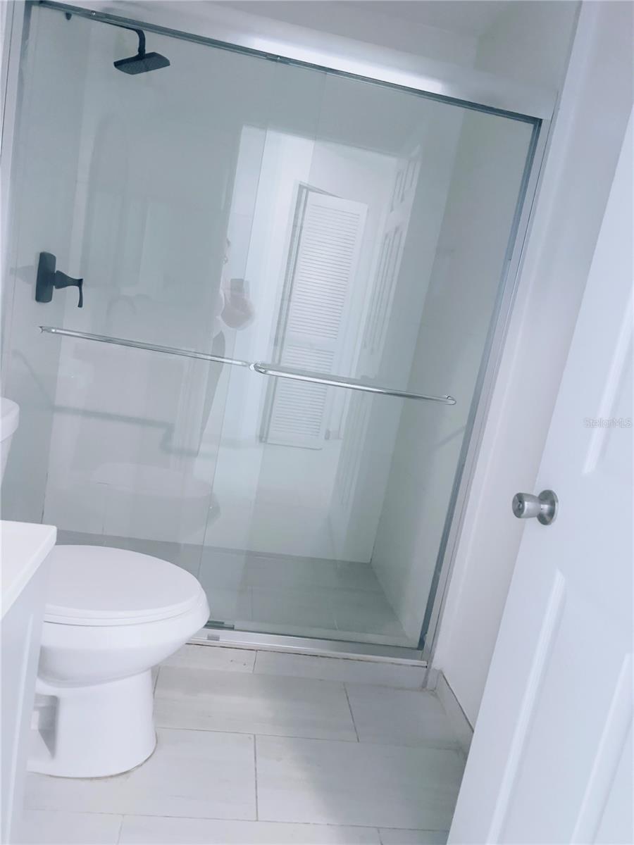 PALMS VILLA RESIDENCES - Residential Lease