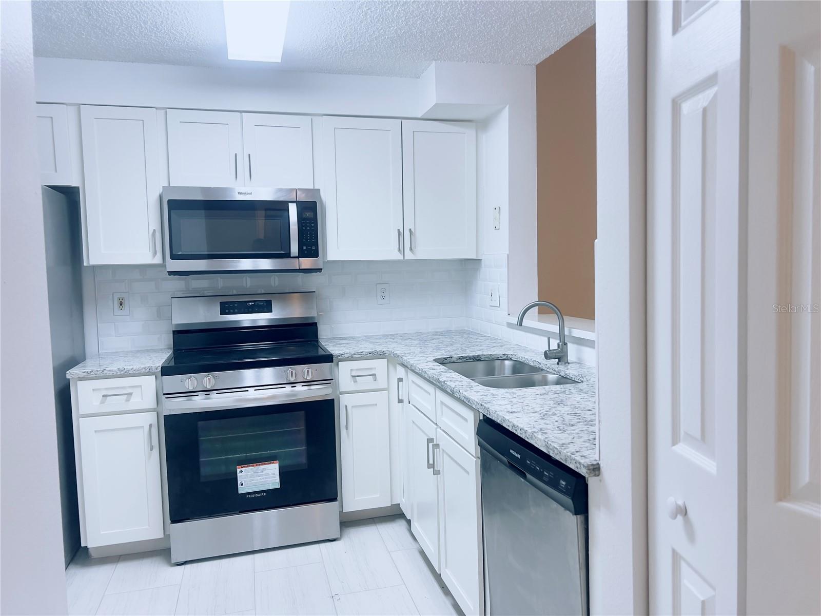 PALMS VILLA RESIDENCES - Residential Lease