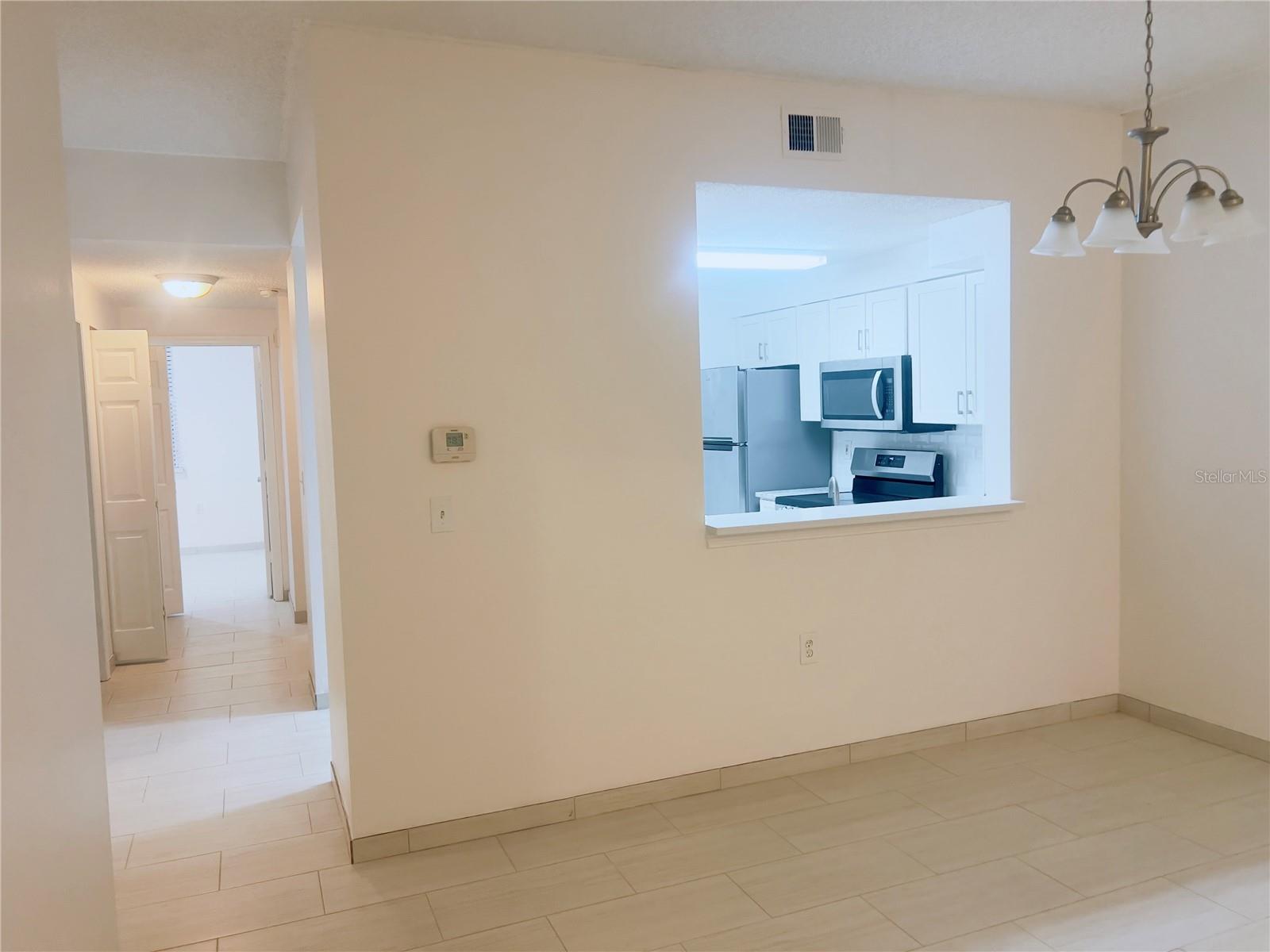 PALMS VILLA RESIDENCES - Residential Lease