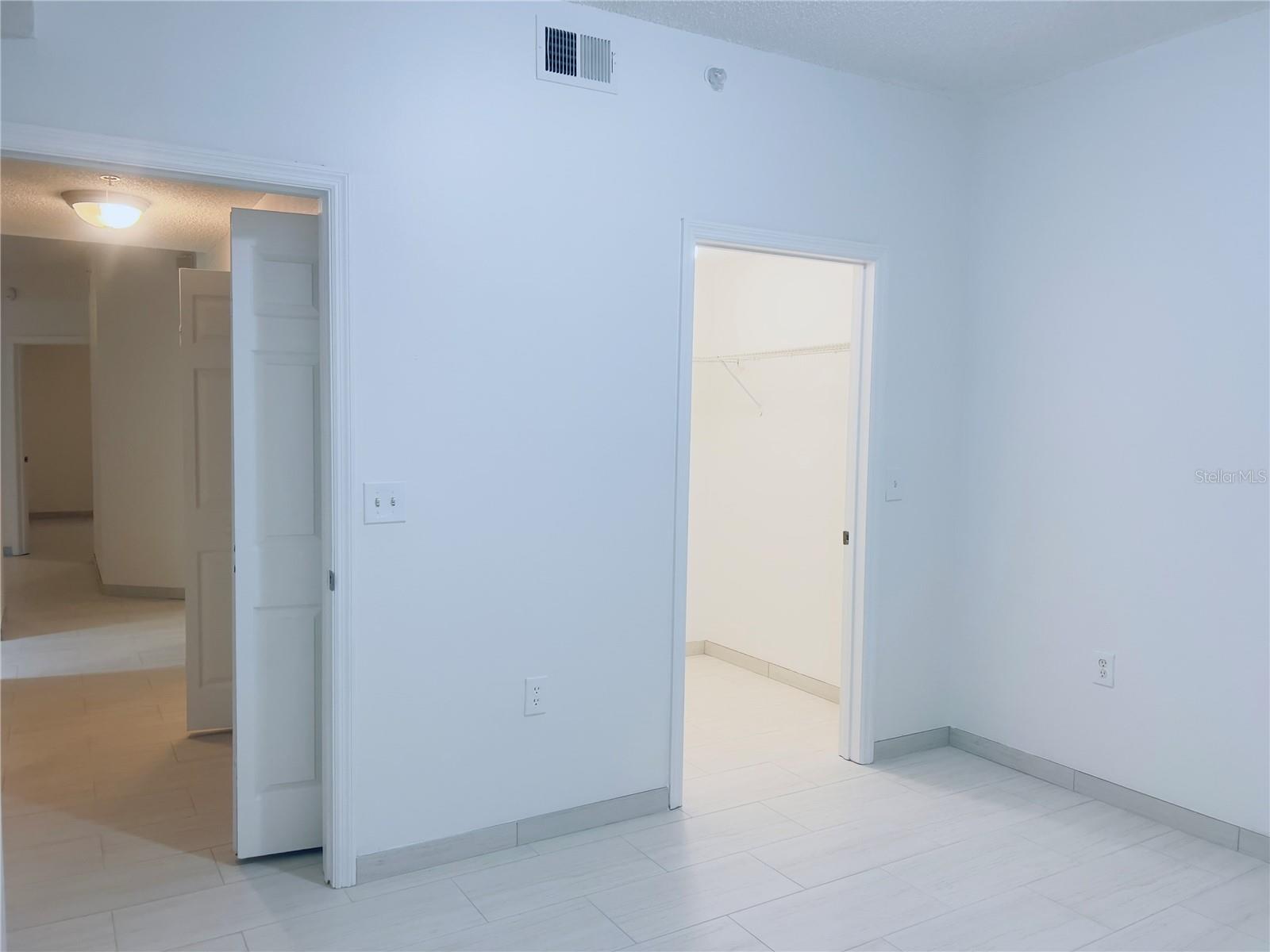 PALMS VILLA RESIDENCES - Residential Lease