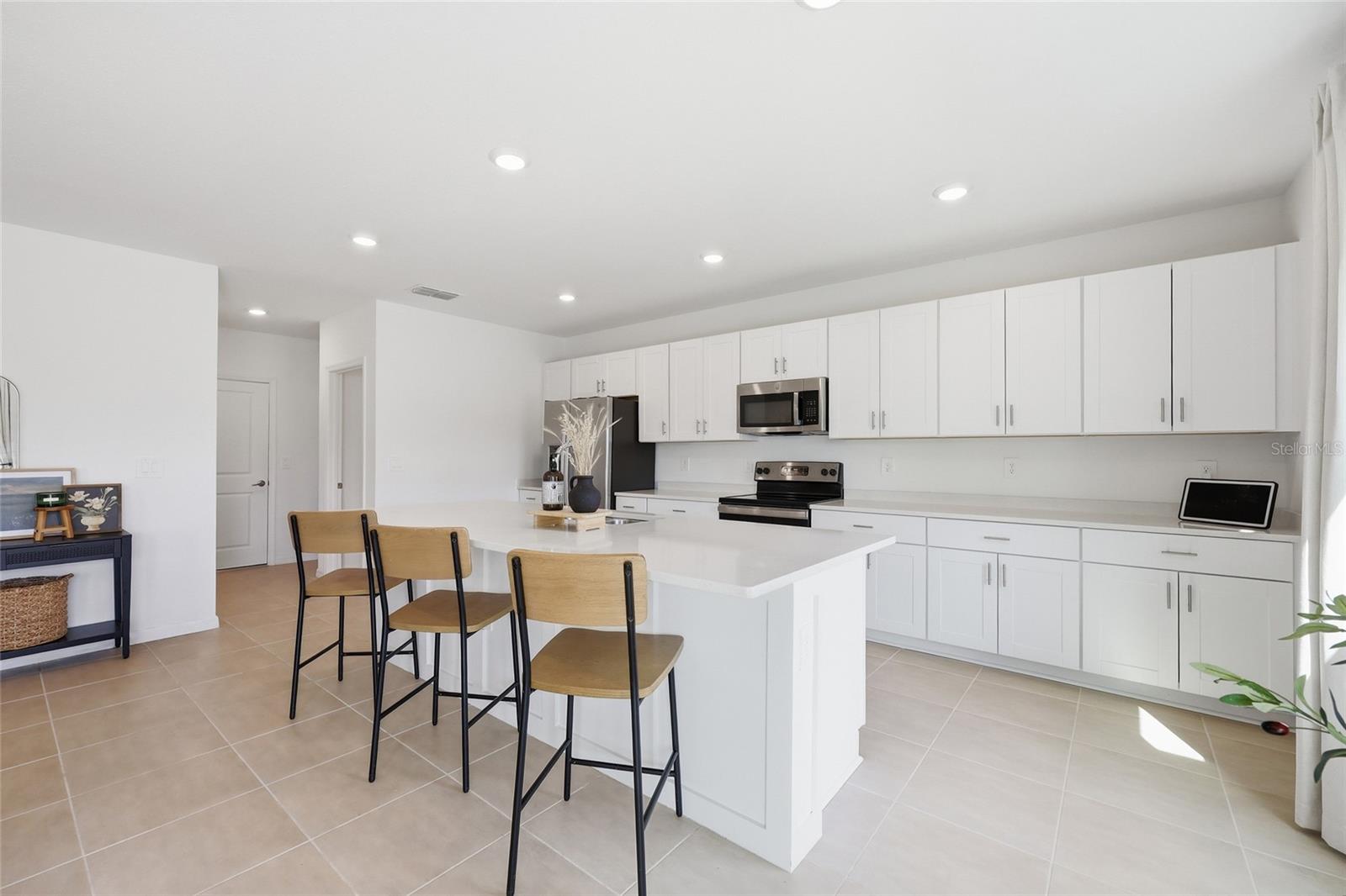 PARKSIDE AT ESTATES - Residential