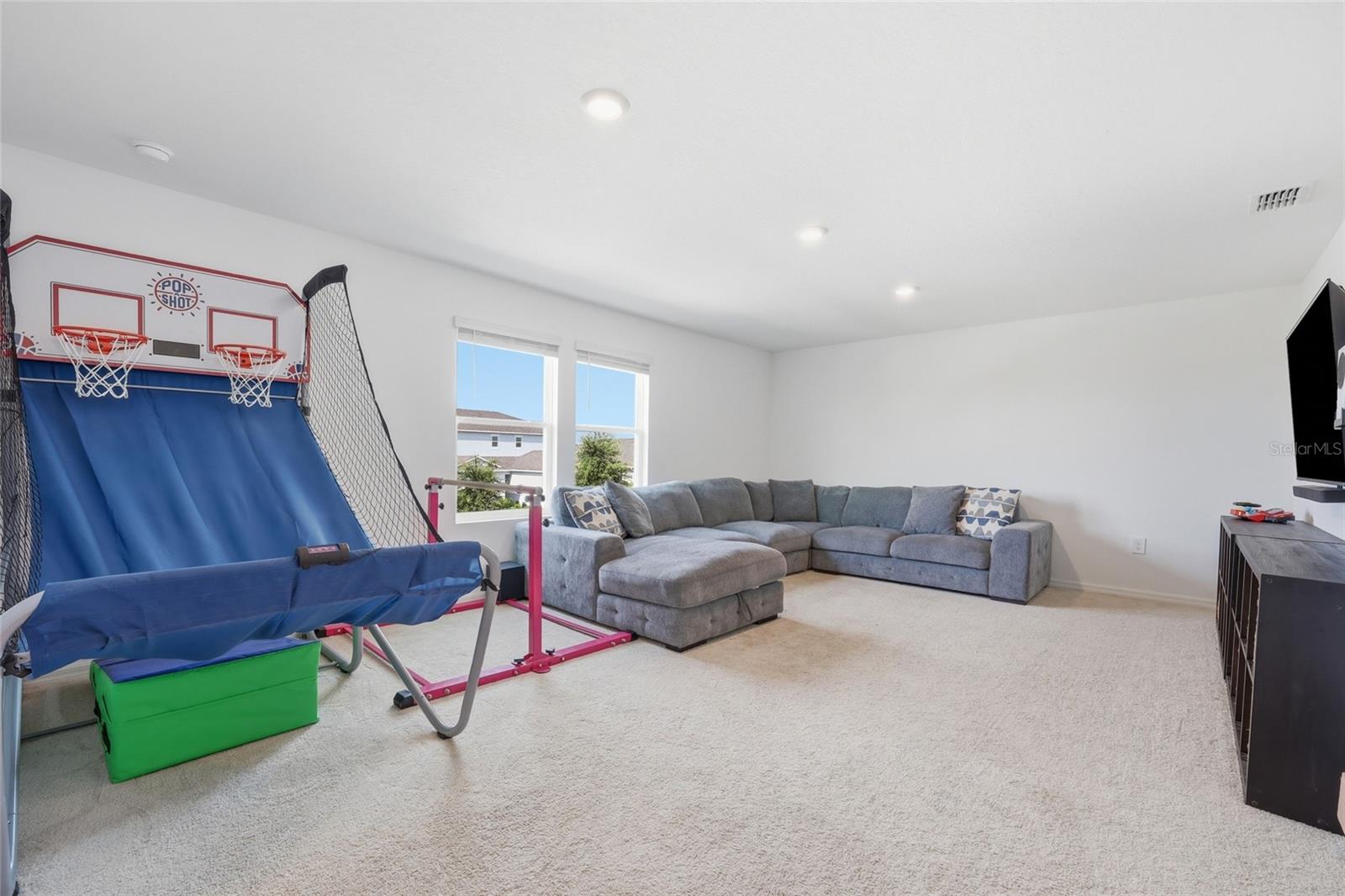 PARKSIDE AT ESTATES - Residential