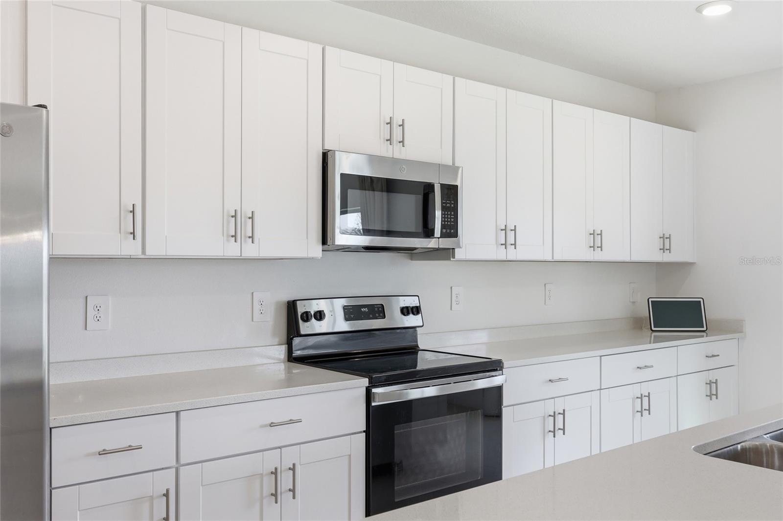 PARKSIDE AT ESTATES - Residential