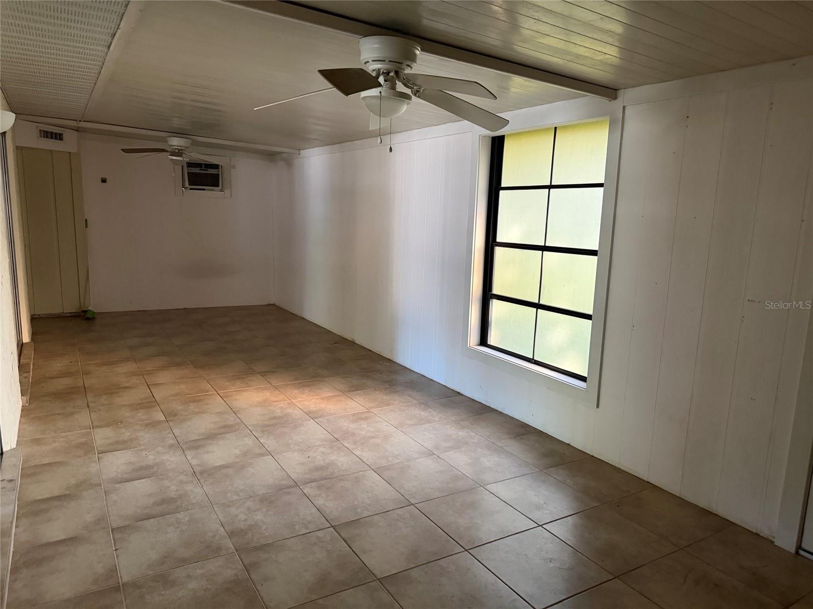 LAKE RIDGE VILLAGE - Residential Lease