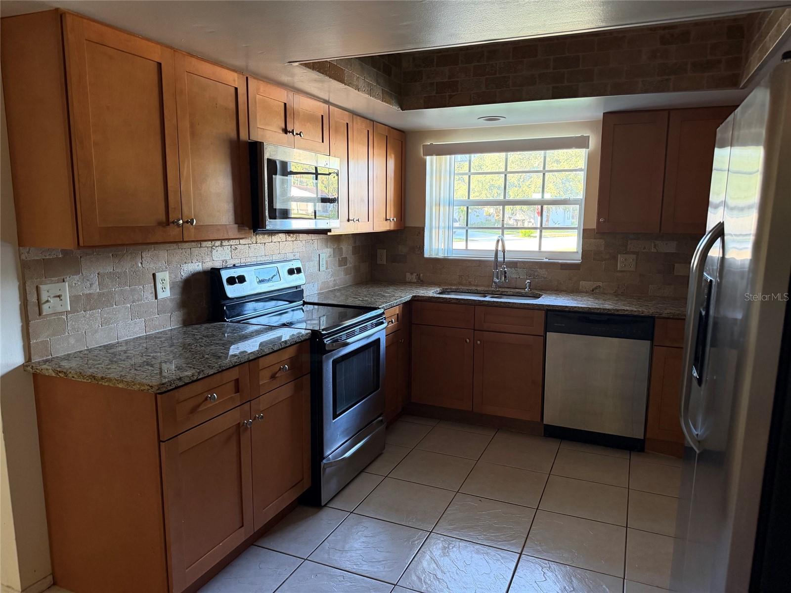 LAKE RIDGE VILLAGE - Residential Lease