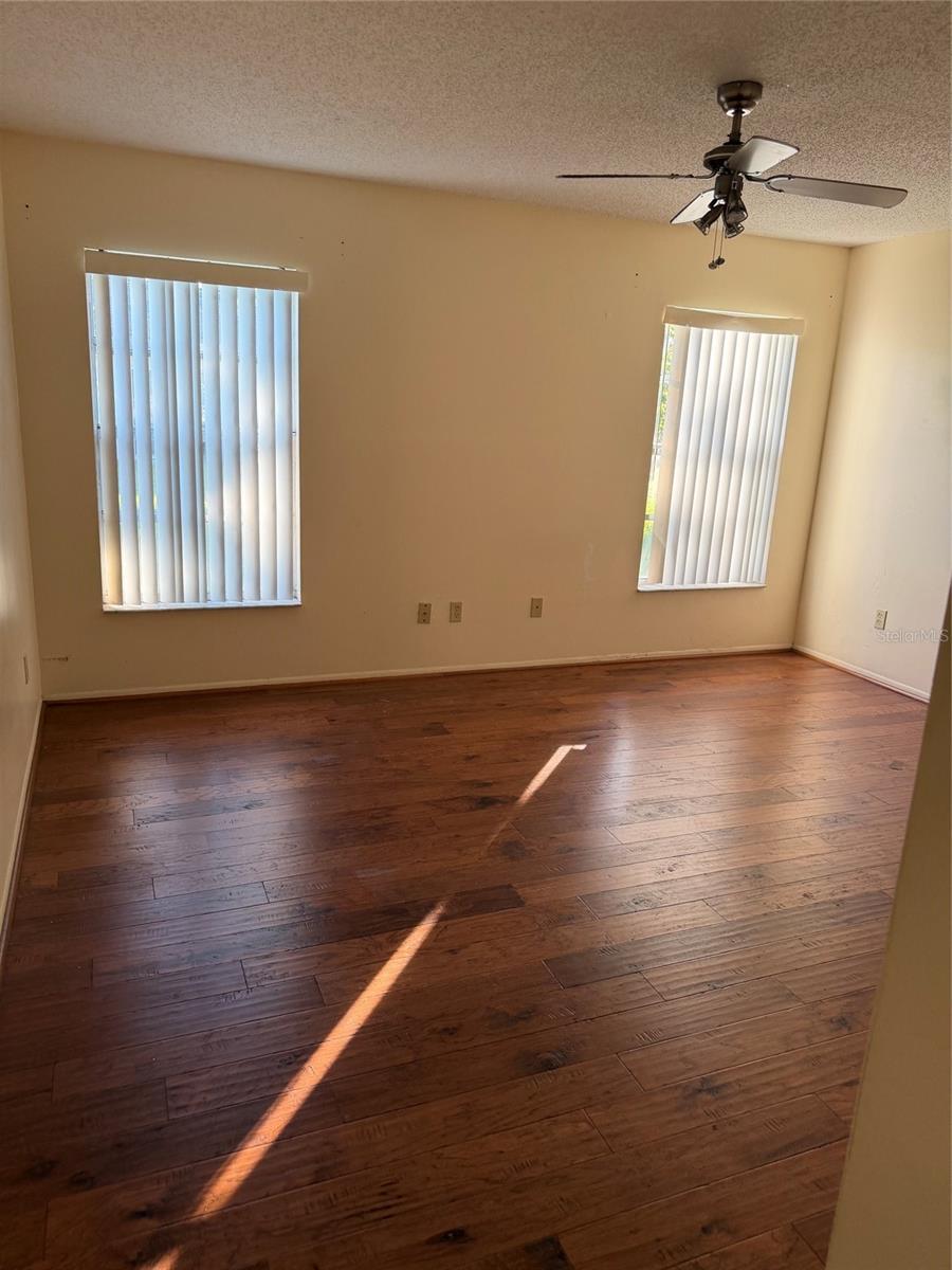 LAKE RIDGE VILLAGE - Residential Lease