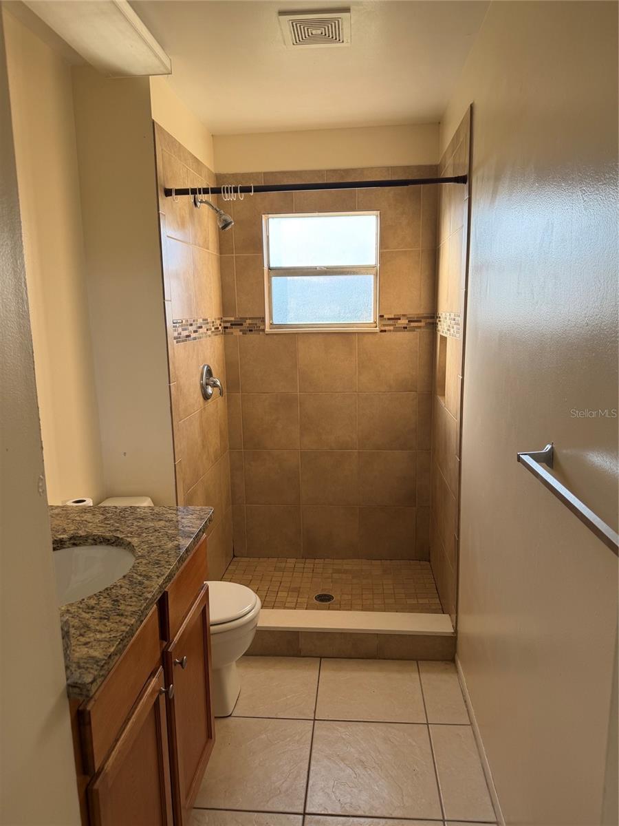 LAKE RIDGE VILLAGE - Residential Lease