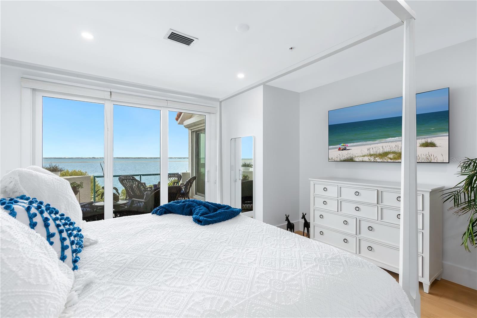 TANGERINE BAY CLUB - Residential