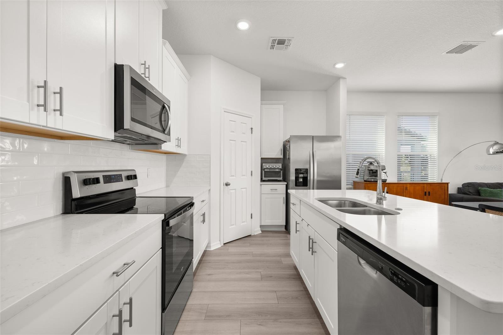 EDGEWATER ED-4 LT 1 REP - Residential