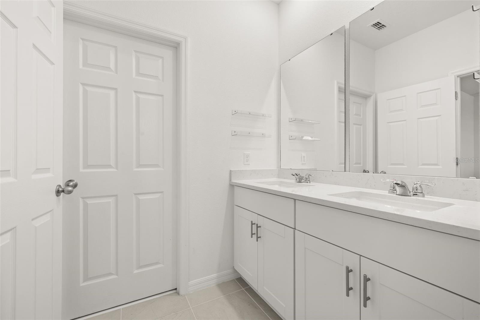 EDGEWATER ED-4 LT 1 REP - Residential