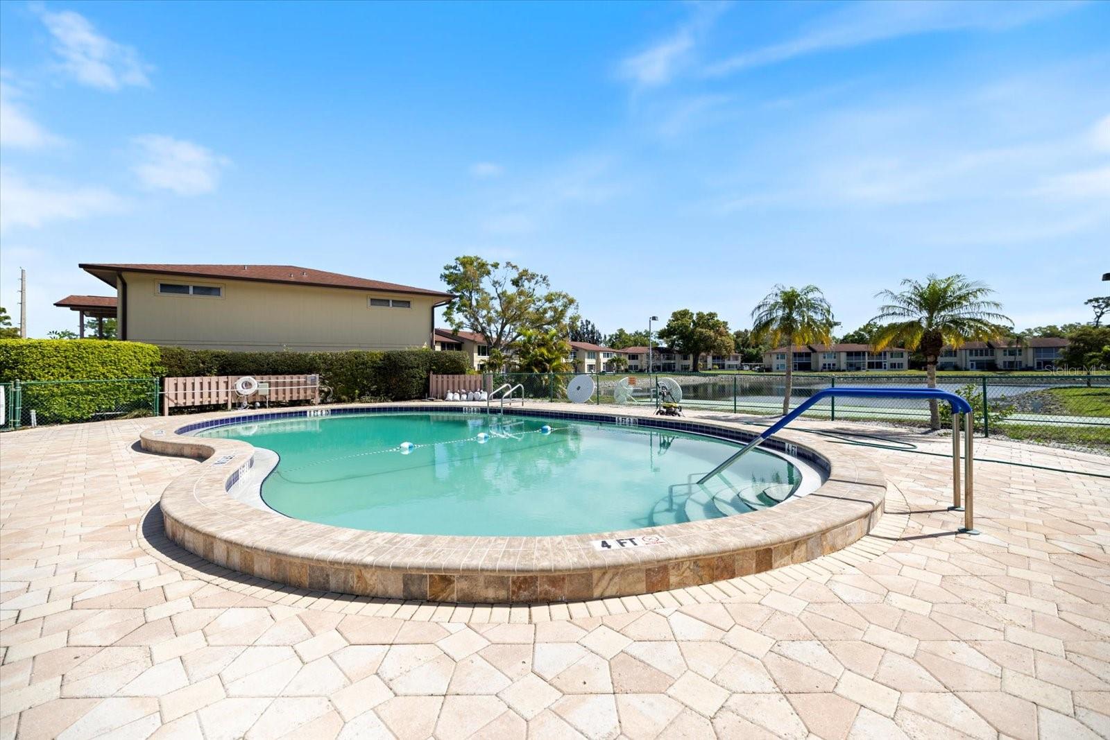 LAKE TIPPECANOE - Residential