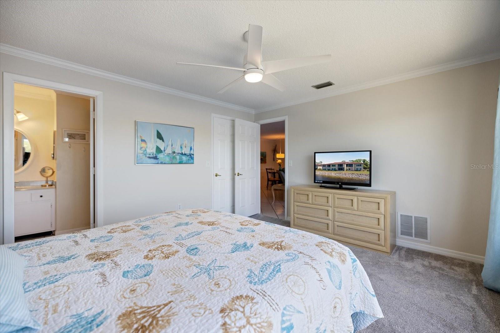 LAKE TIPPECANOE - Residential
