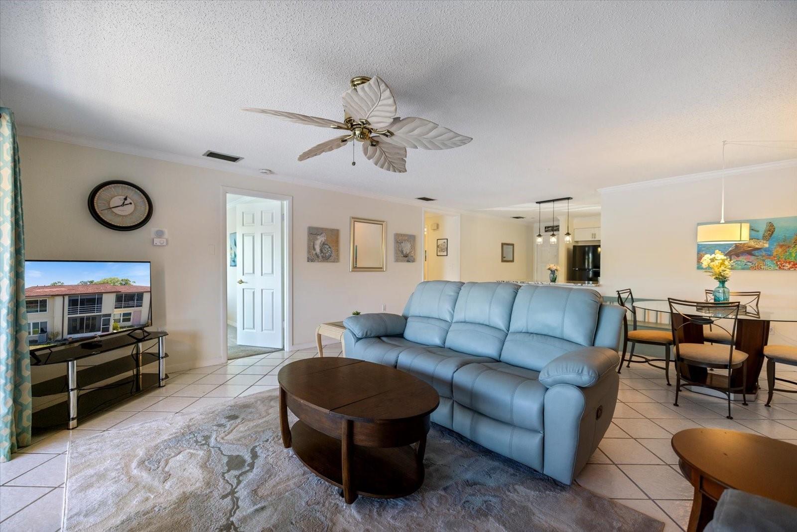 LAKE TIPPECANOE - Residential