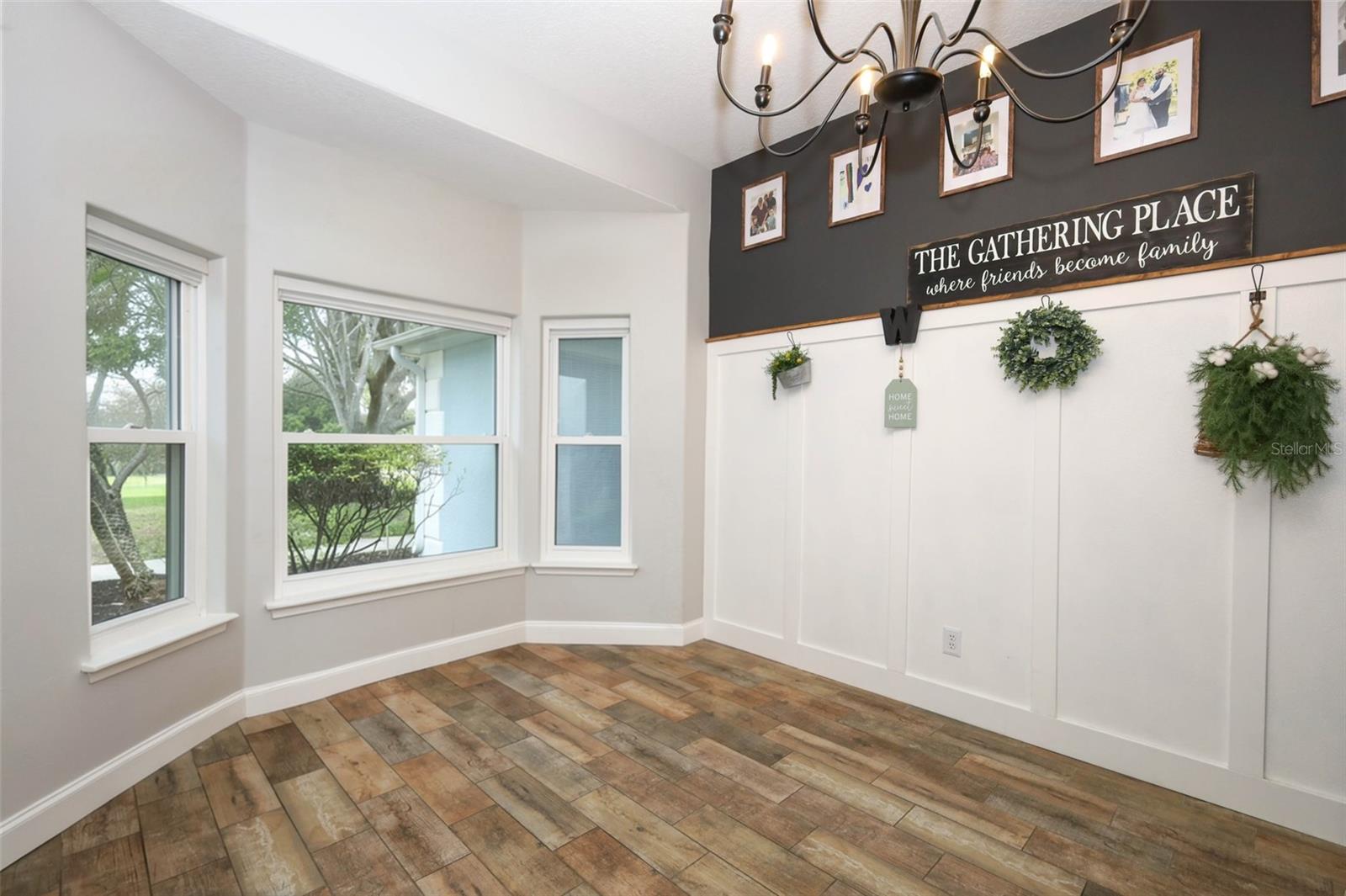 PICKETT DOWNS UNIT 4 - Residential