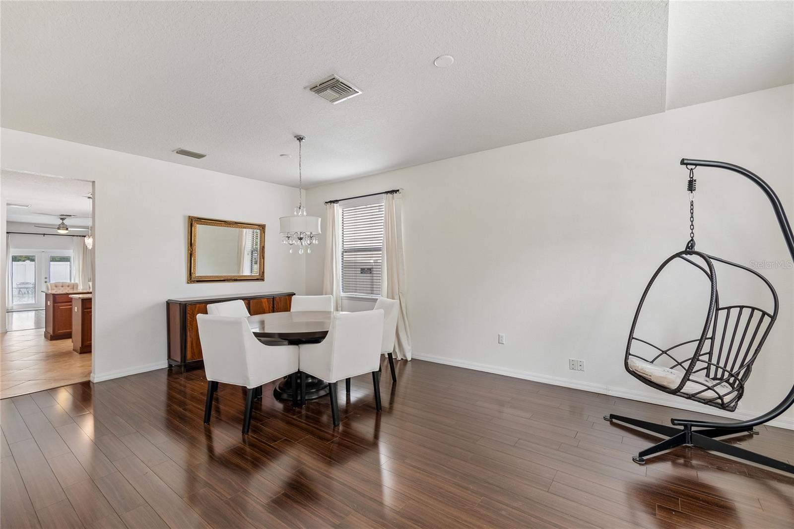 COLONY LAKES - Residential
