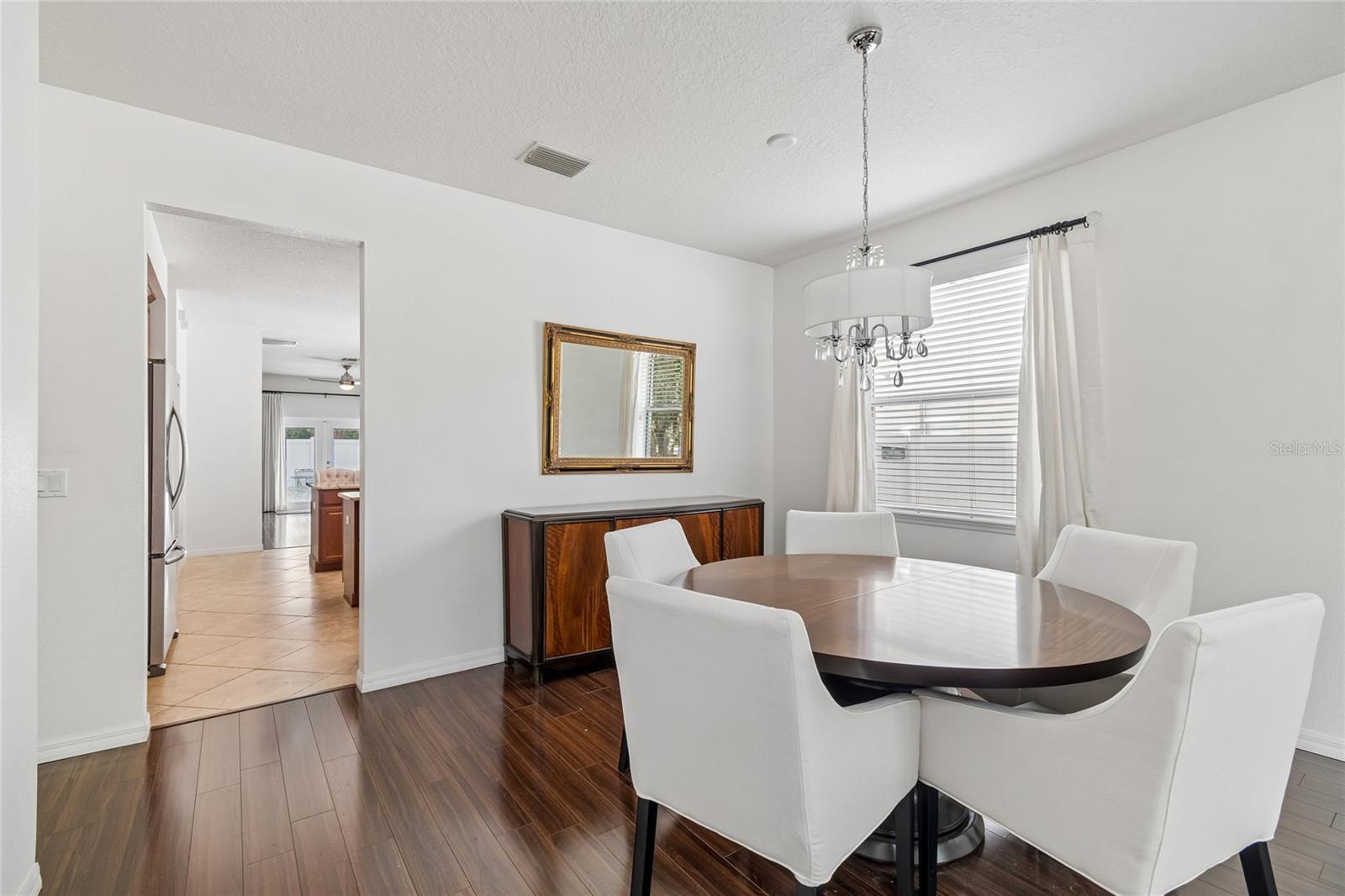 COLONY LAKES - Residential