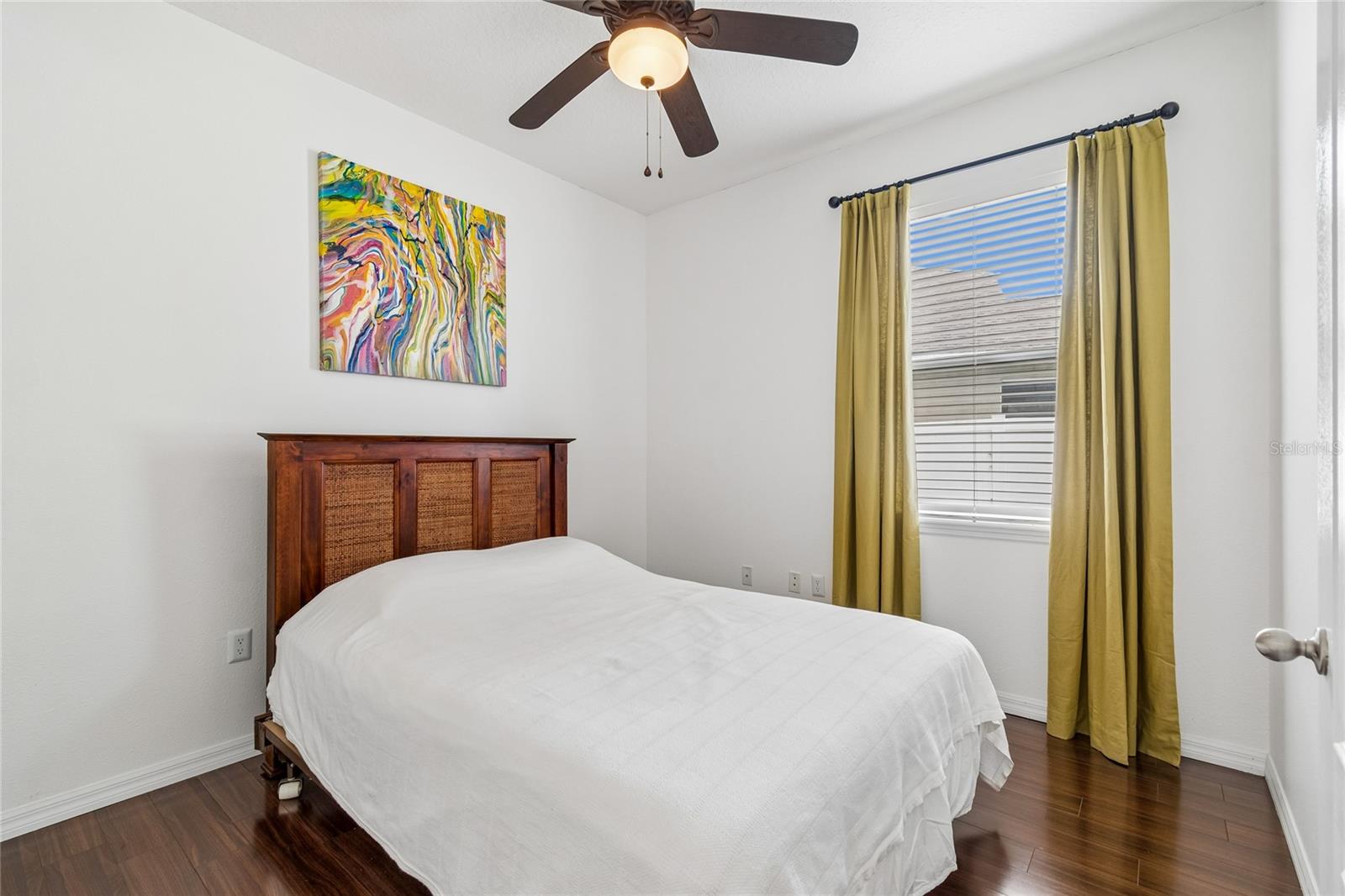 COLONY LAKES - Residential