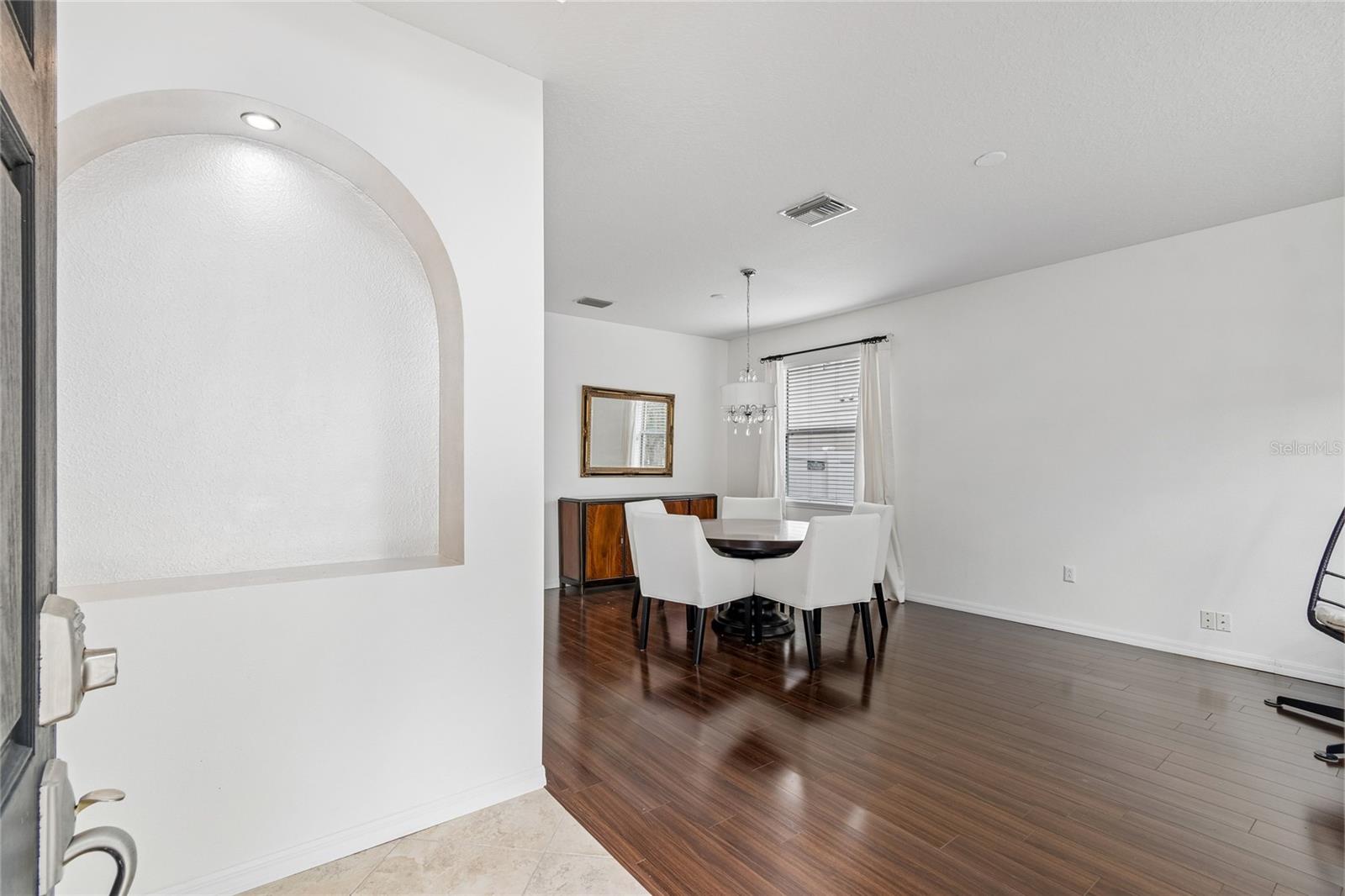 COLONY LAKES - Residential