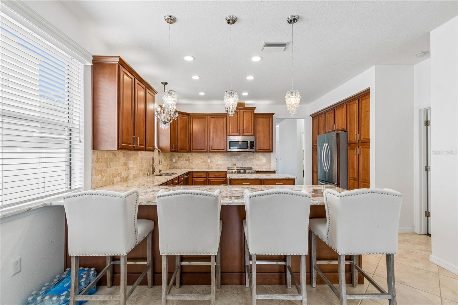COLONY LAKES - Residential