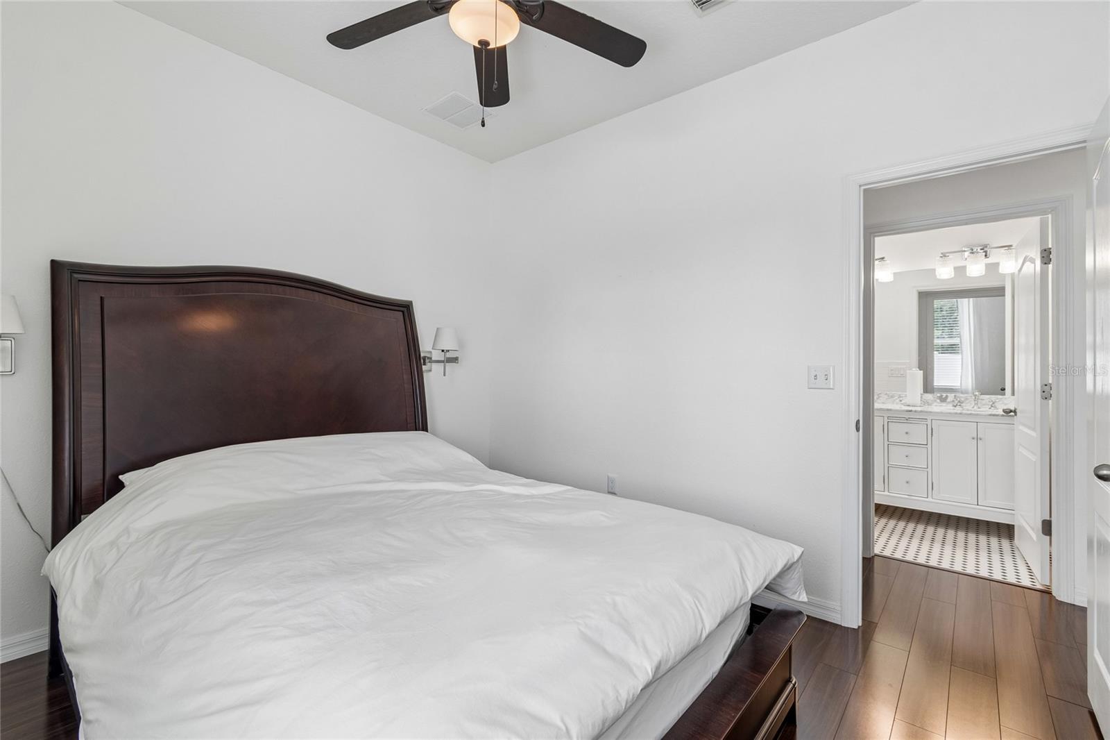 COLONY LAKES - Residential