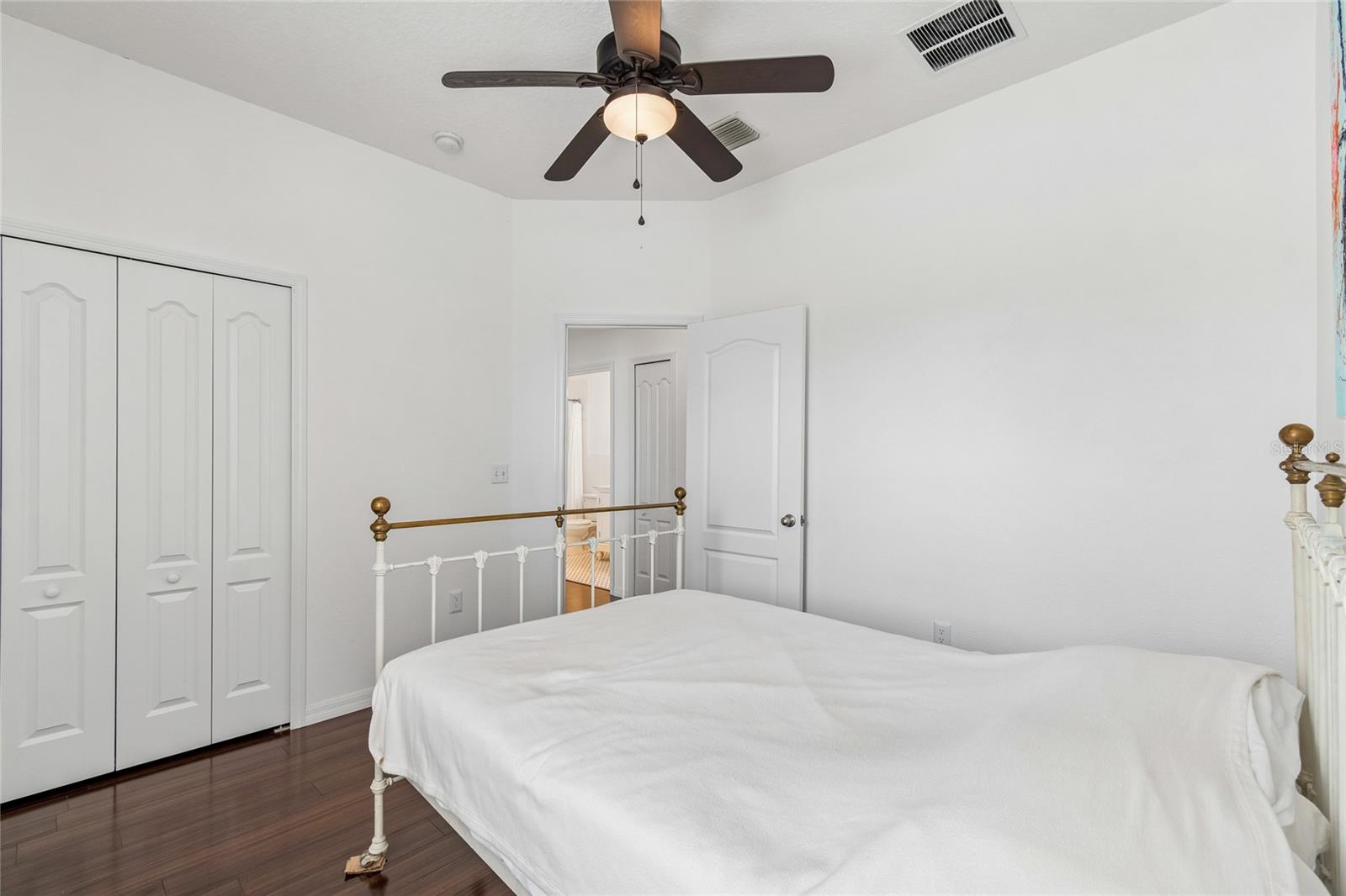 COLONY LAKES - Residential