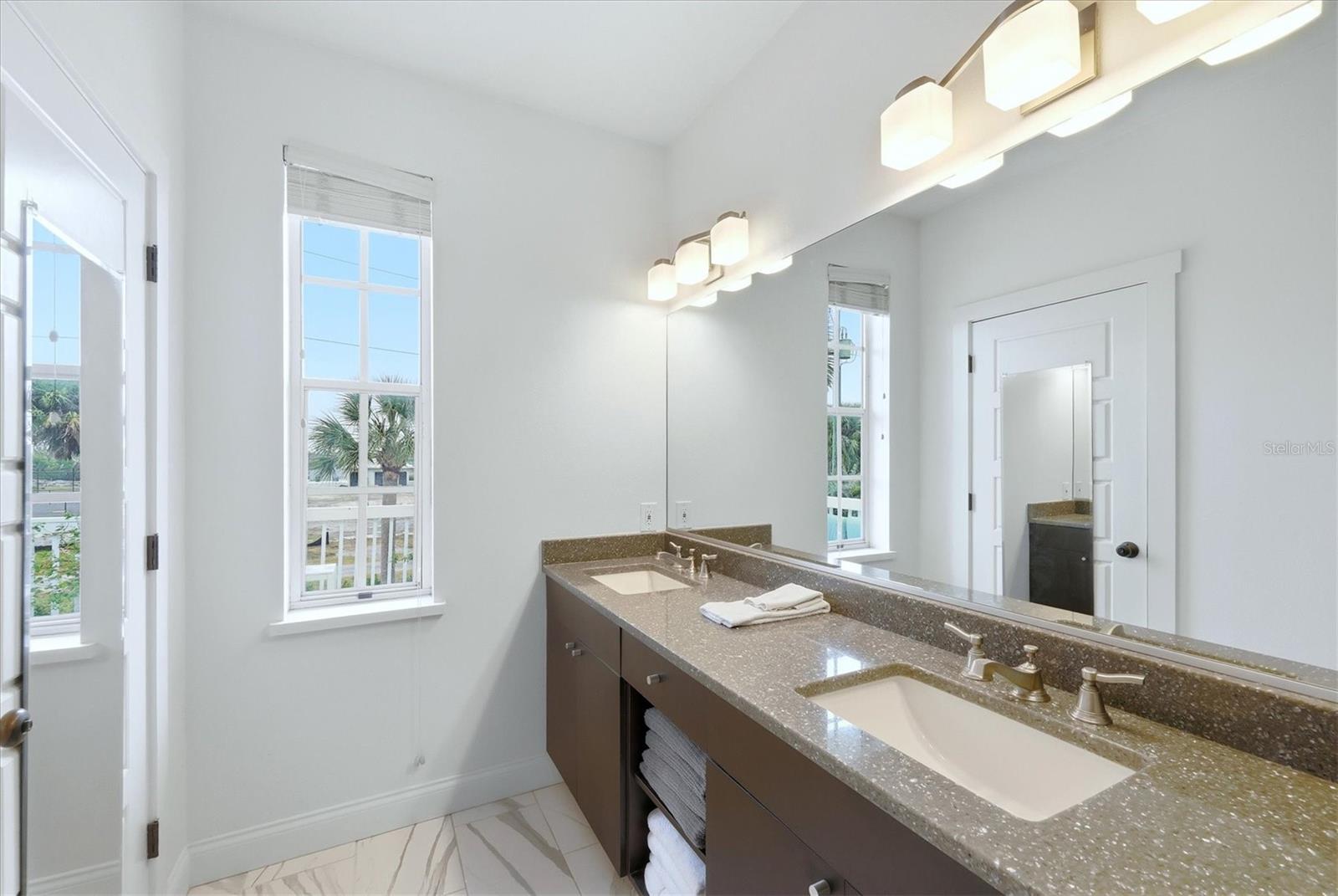 SEABREEZE - Residential