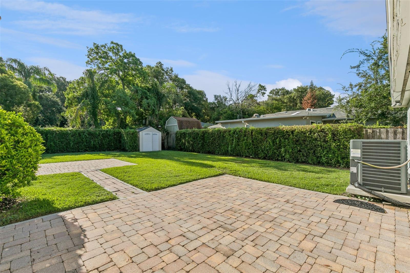 UNIVERSITY HEIGHTS - Residential