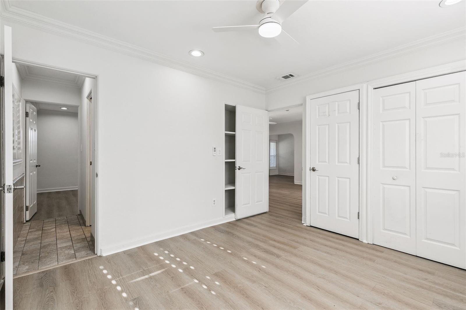 UNIVERSITY HEIGHTS - Residential
