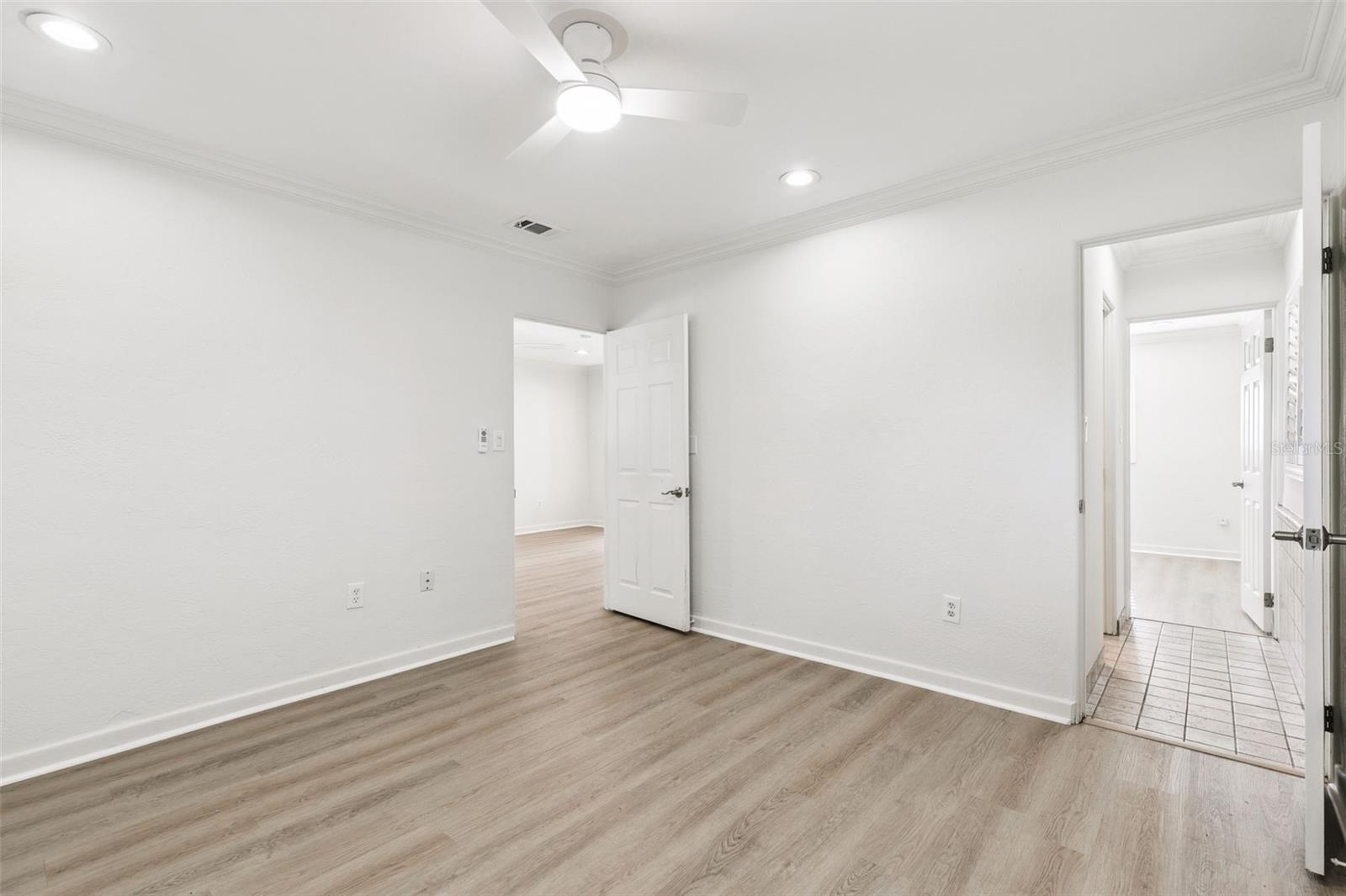 UNIVERSITY HEIGHTS - Residential