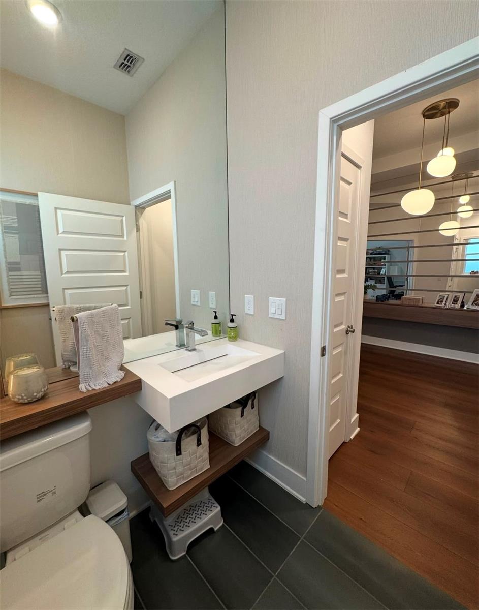 WINDING BAY PH 3 - Residential