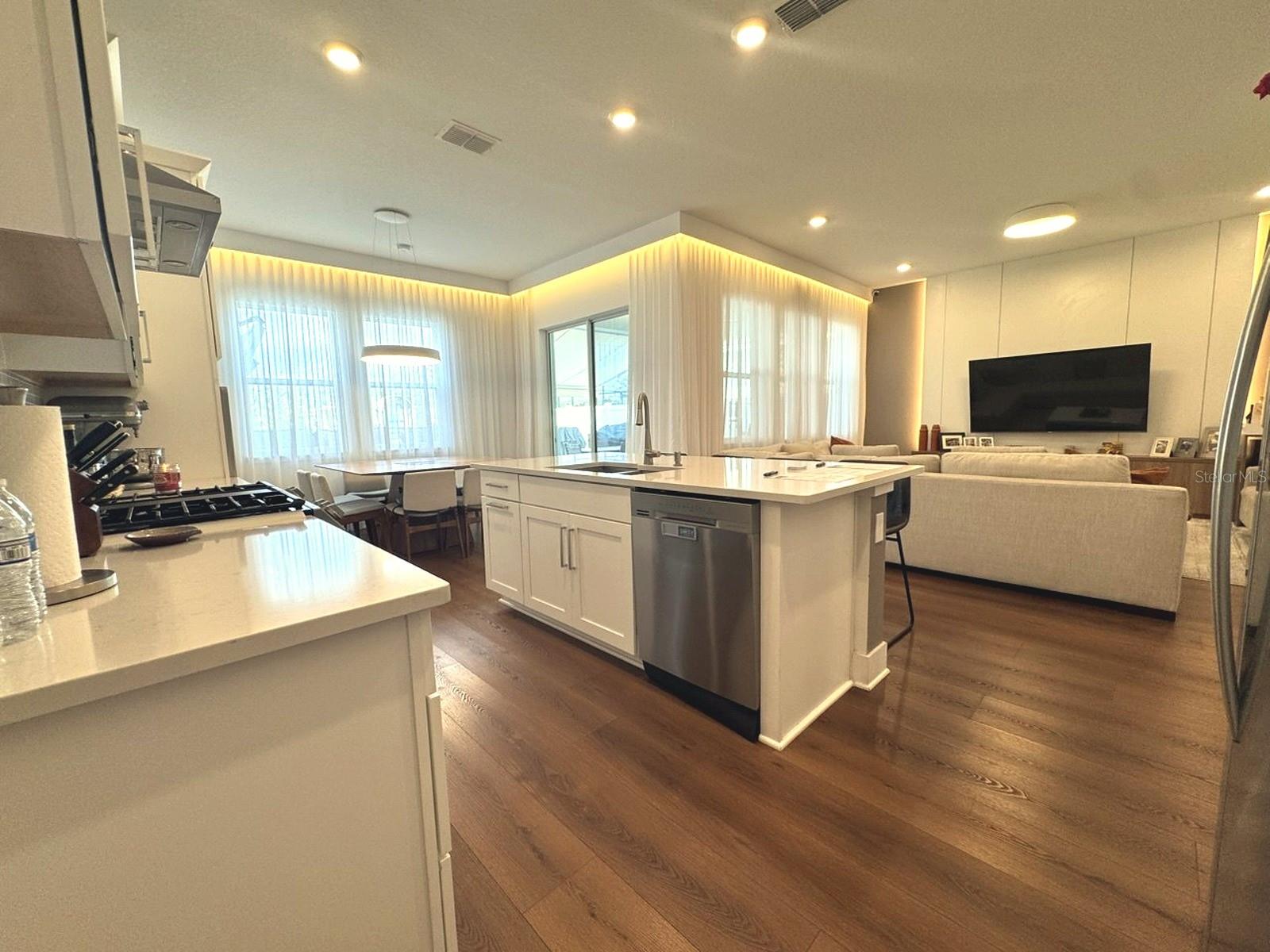 WINDING BAY PH 3 - Residential