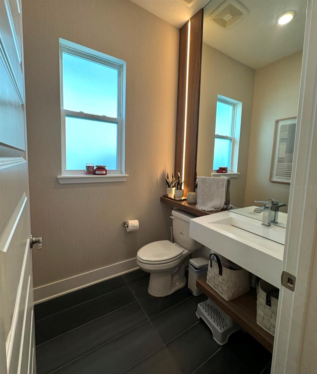 WINDING BAY PH 3 - Residential